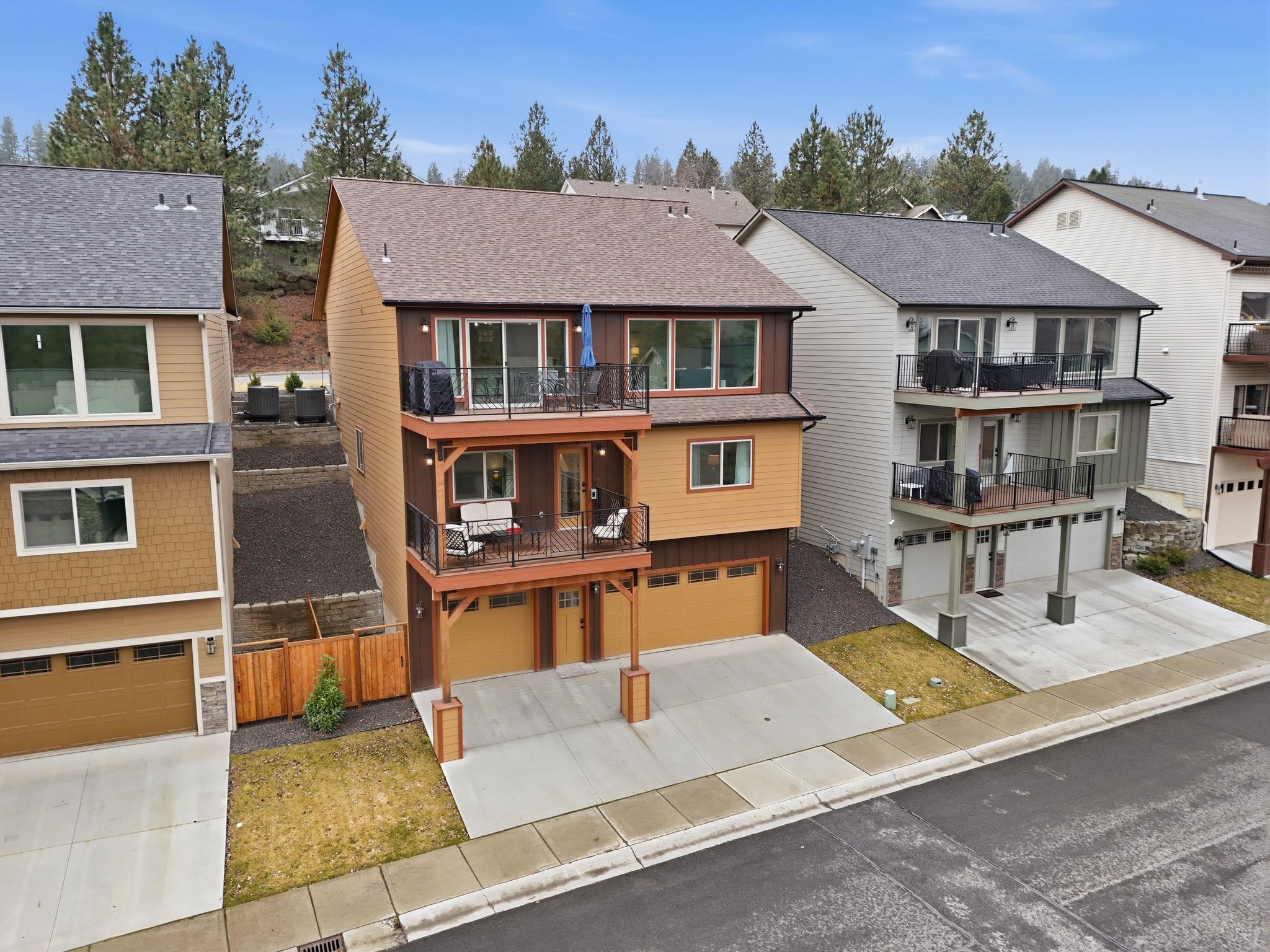 806 W Bolan Ave