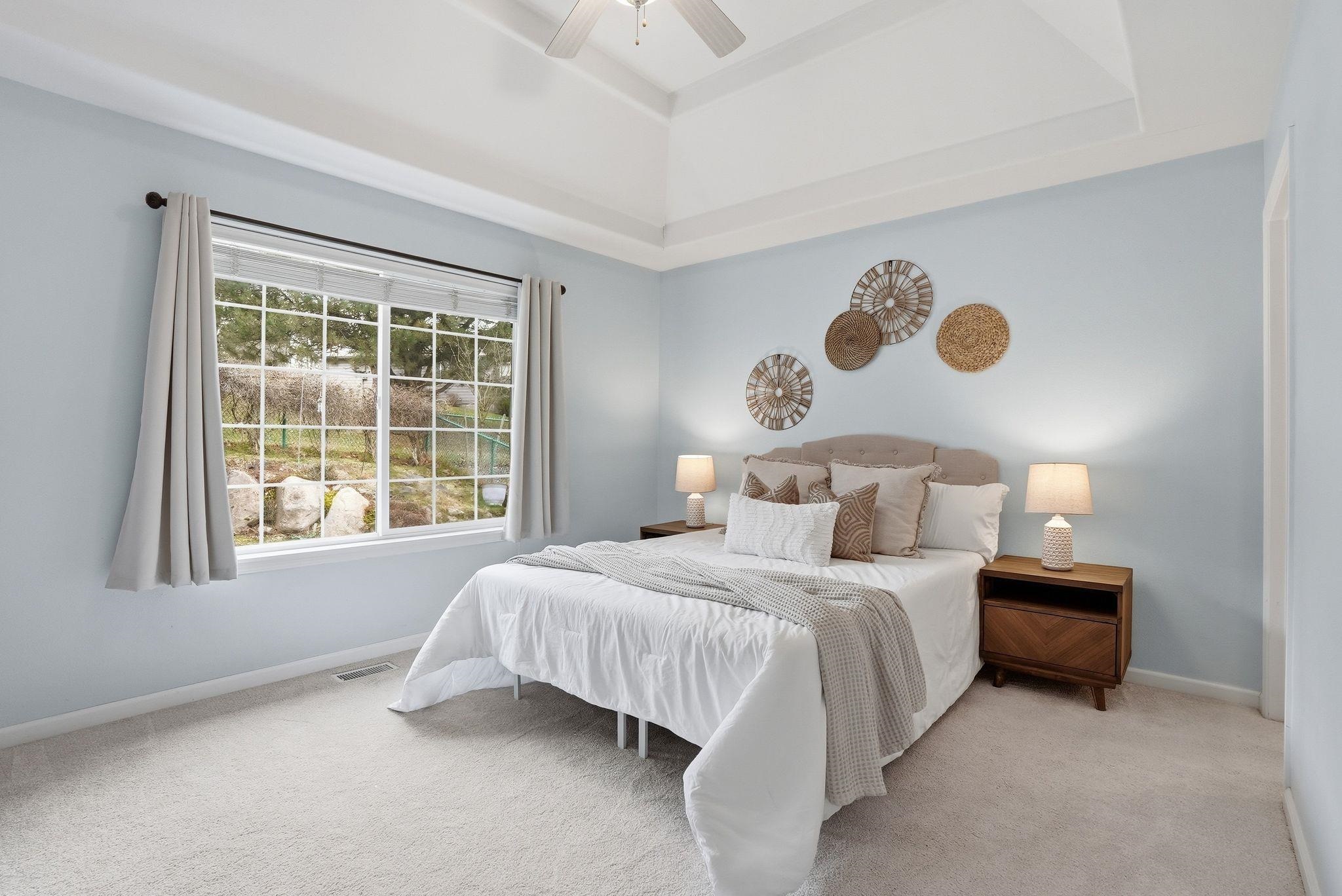 6728 S Moran View St