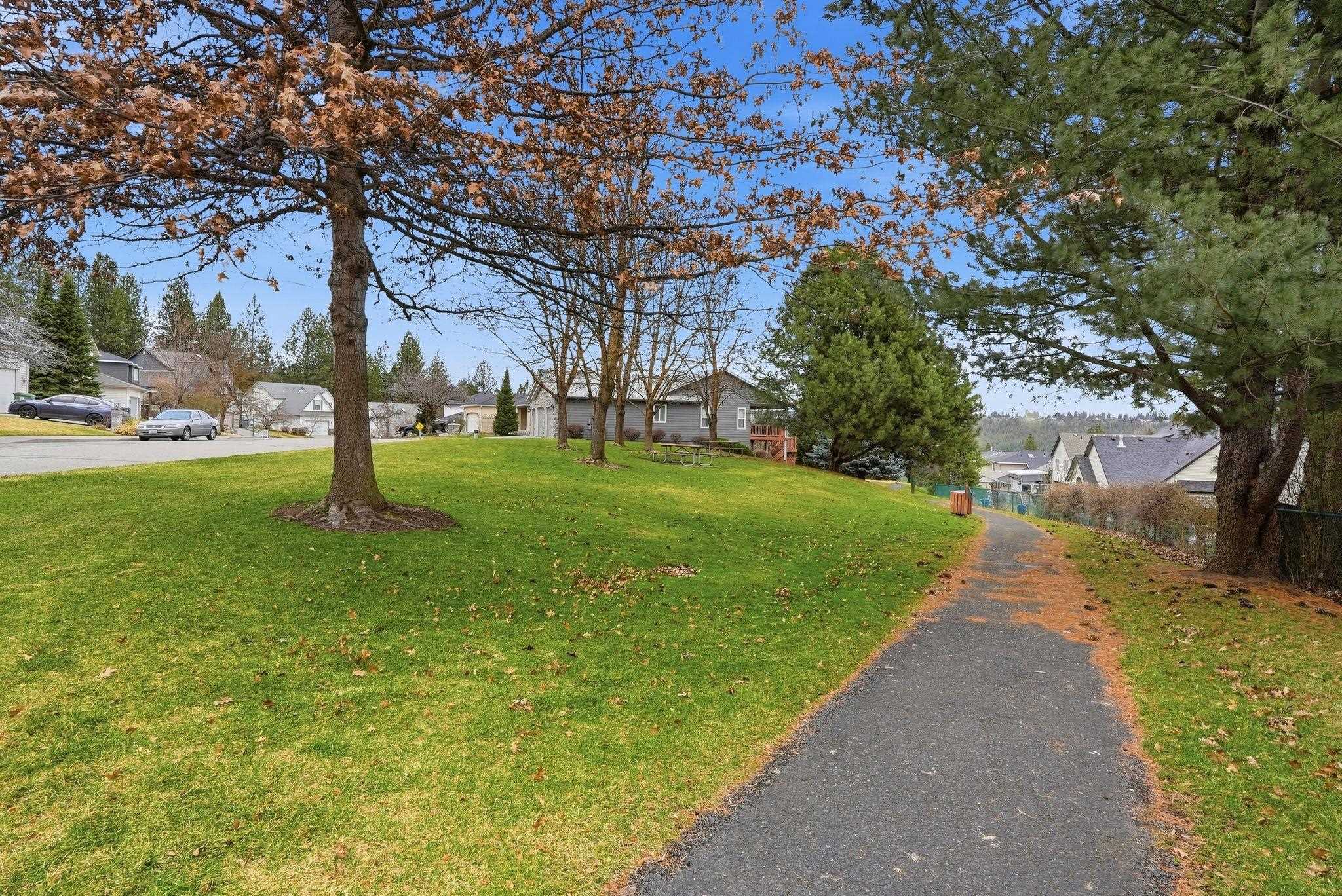 6728 S Moran View St