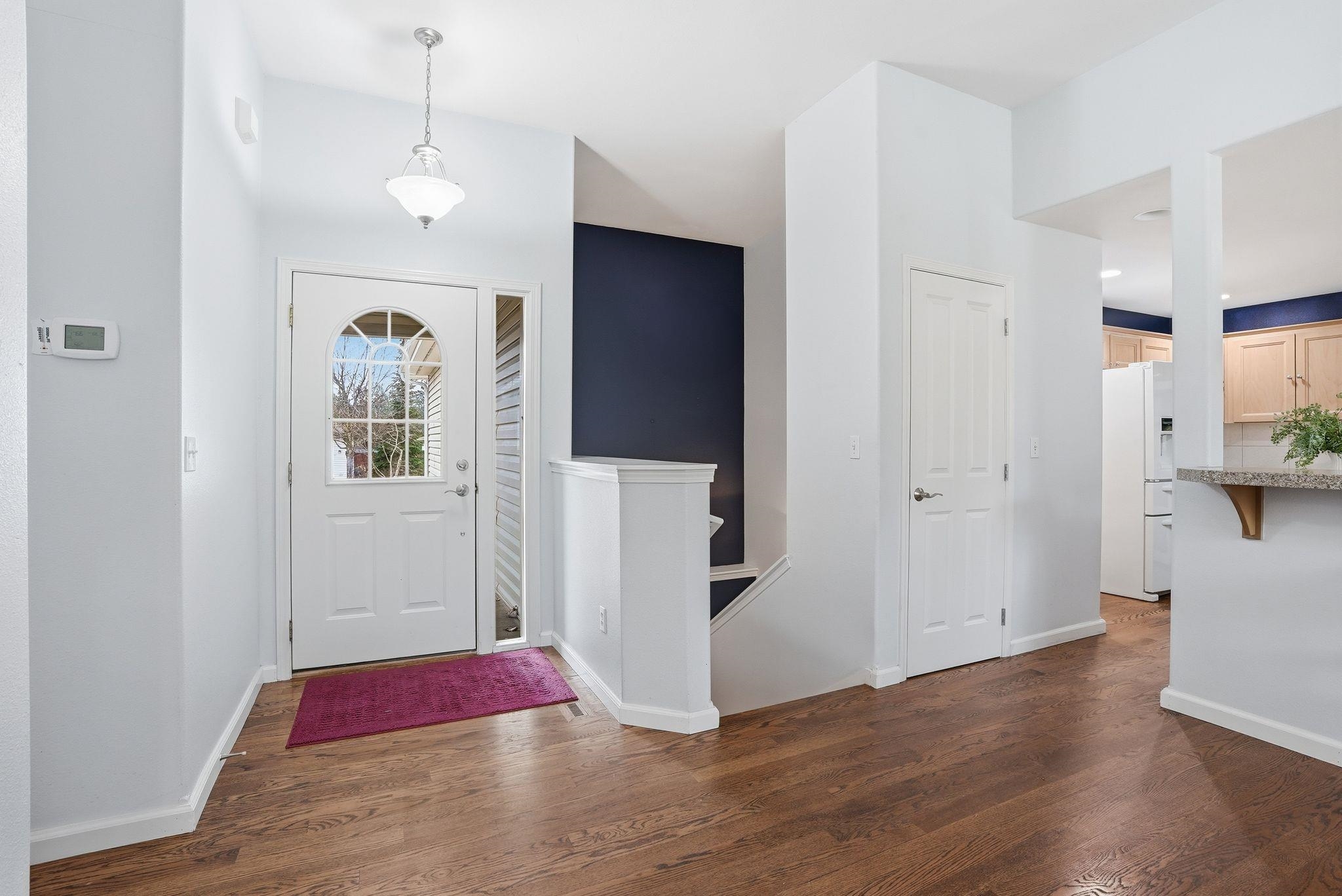 6728 S Moran View St