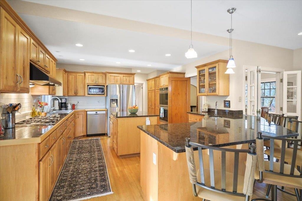 625 W 22nd Ave