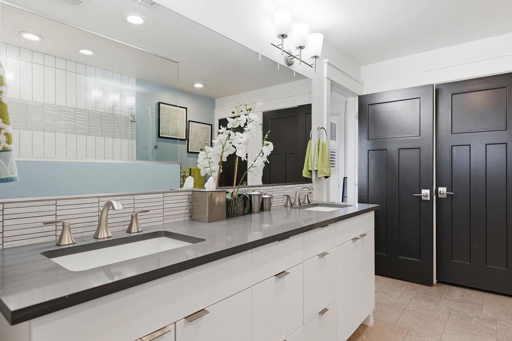 24390 E Hawkstone Loop