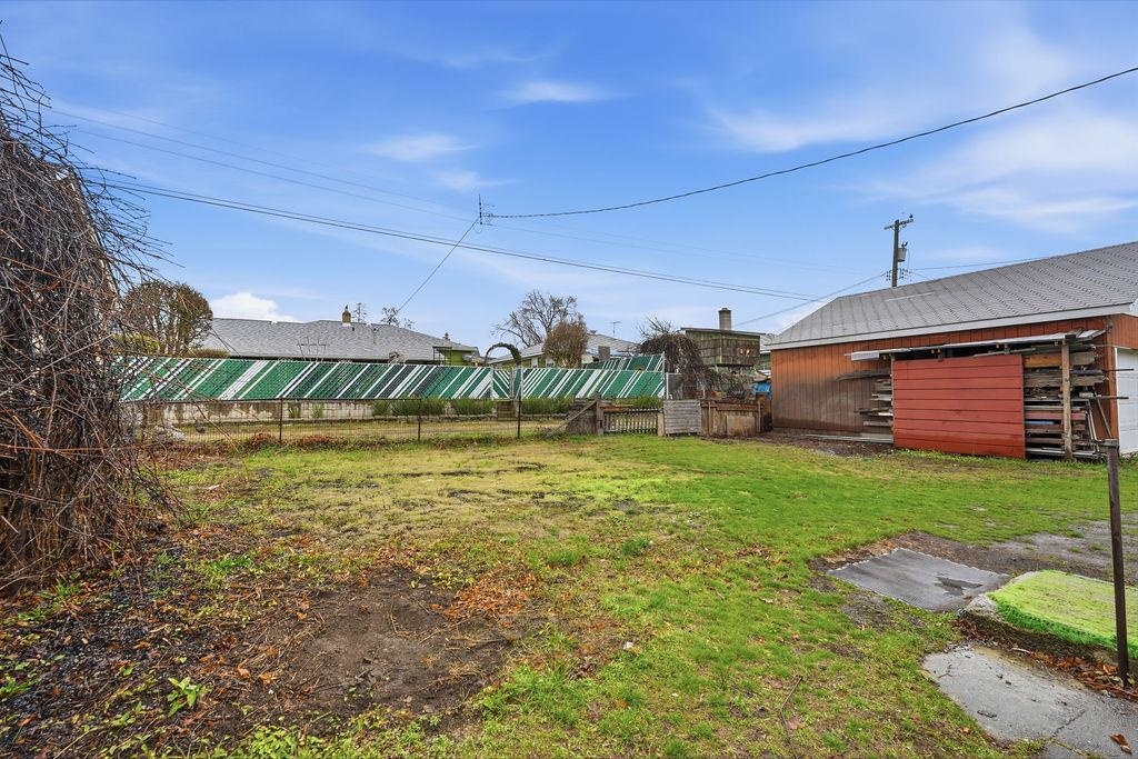 313 E Gordon Ave