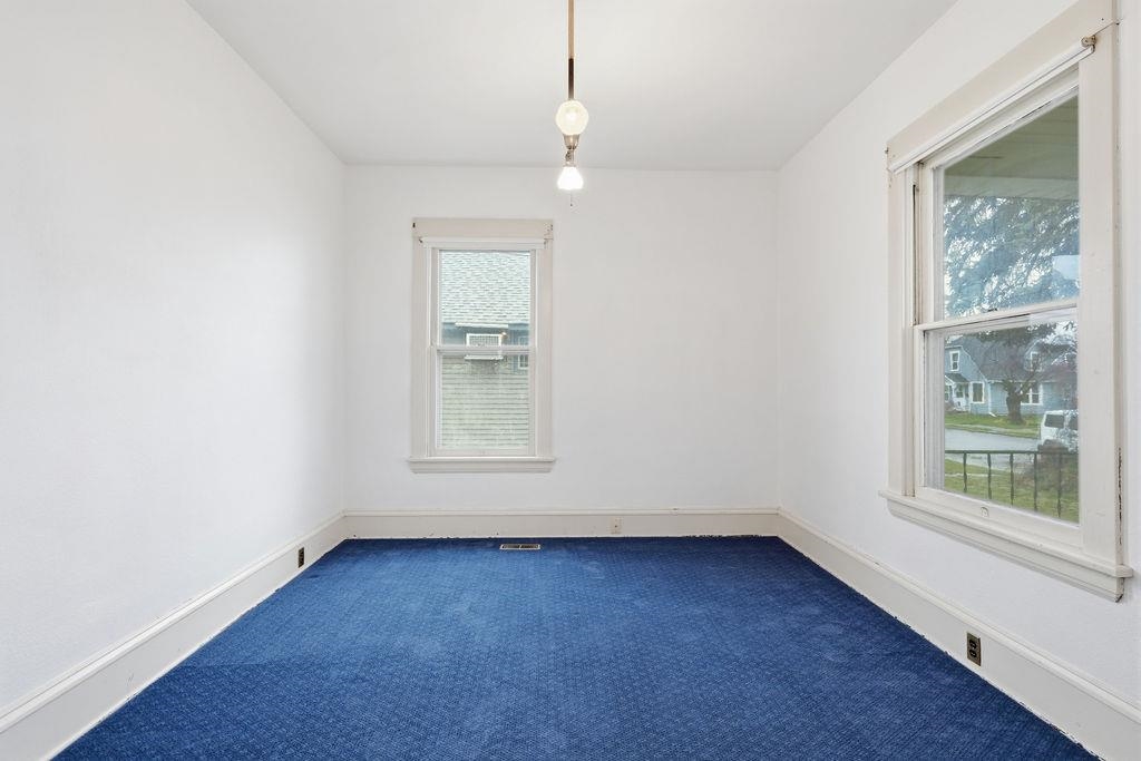 313 E Gordon Ave