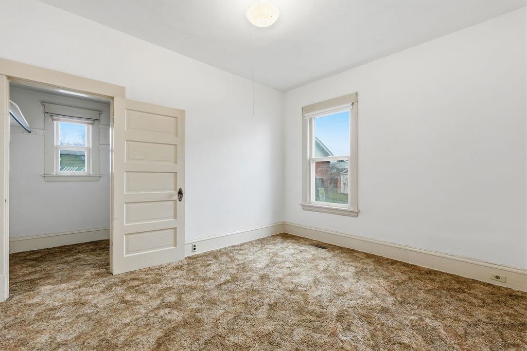 313 E Gordon Ave
