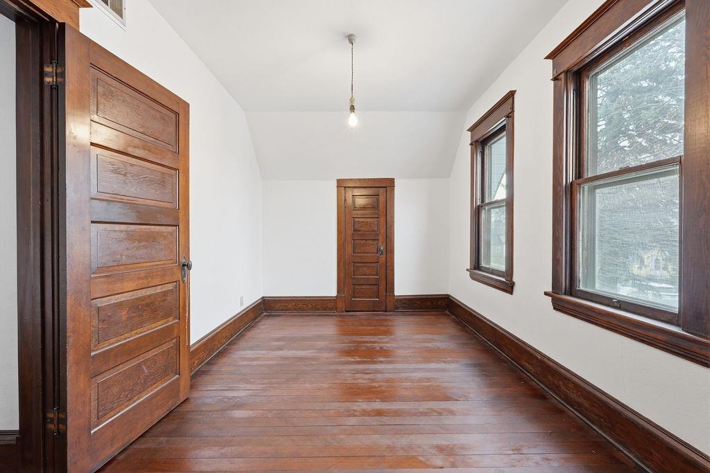 313 E Gordon Ave