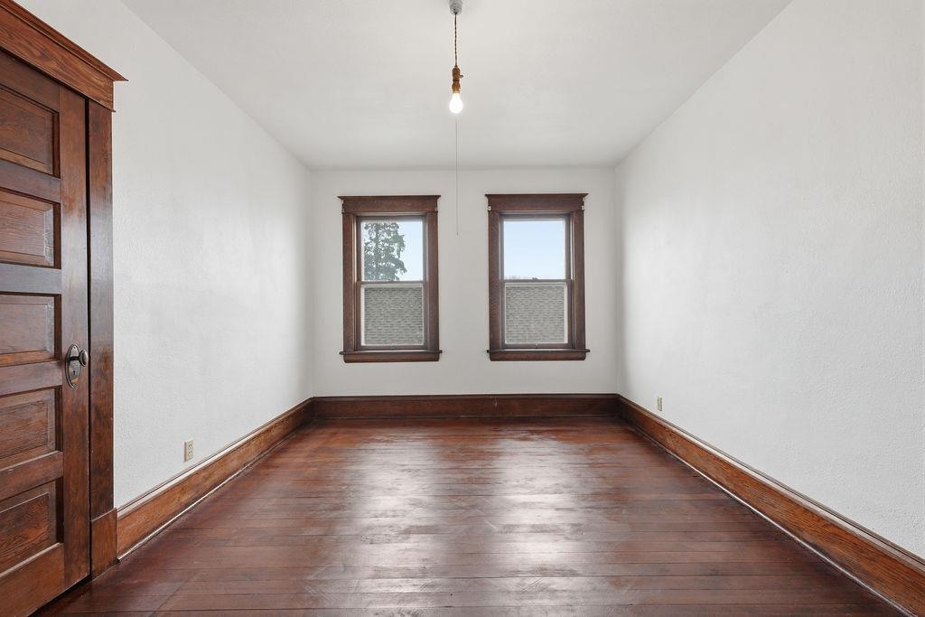 313 E Gordon Ave