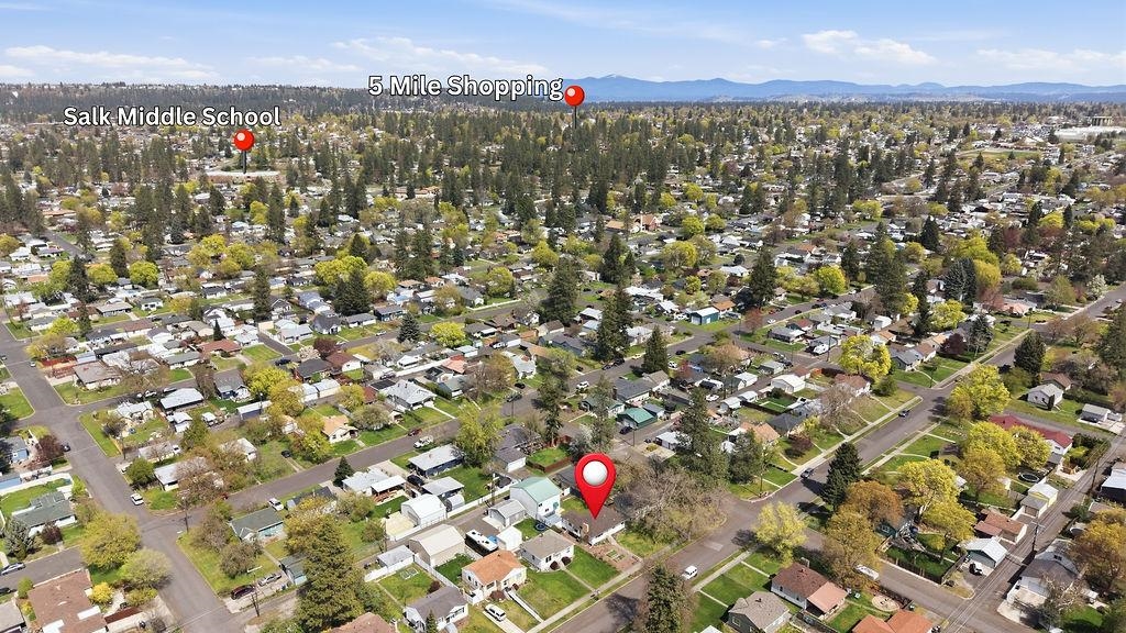 3808 W Rockwell Ave