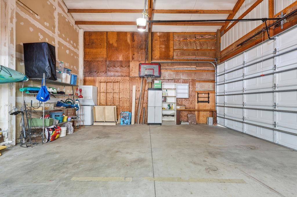 3808 W Rockwell Ave