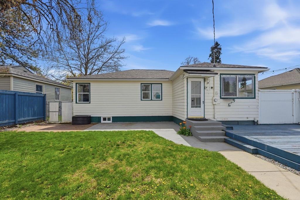 3808 W Rockwell Ave
