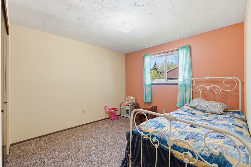7621 N Dakota St
