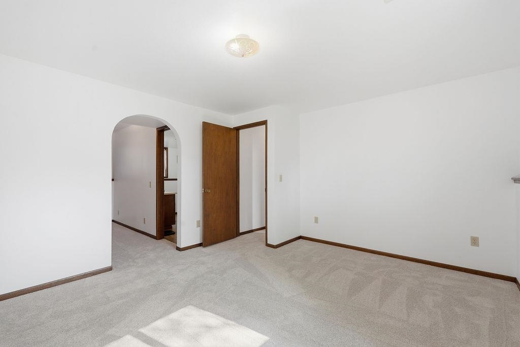 7621 N Dakota St