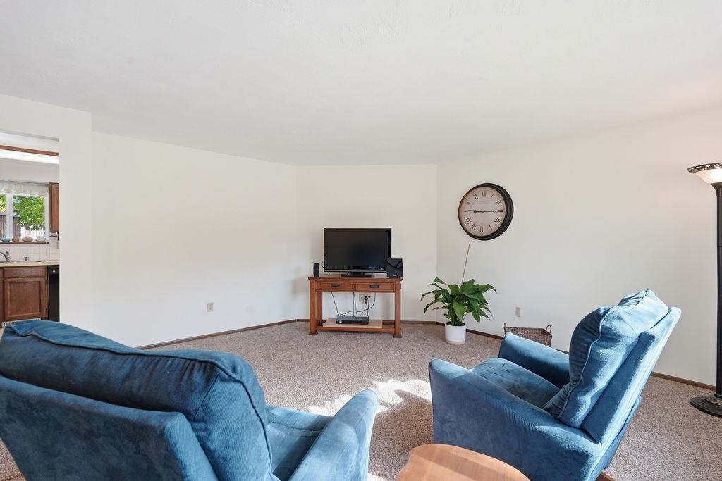 7621 N Dakota St