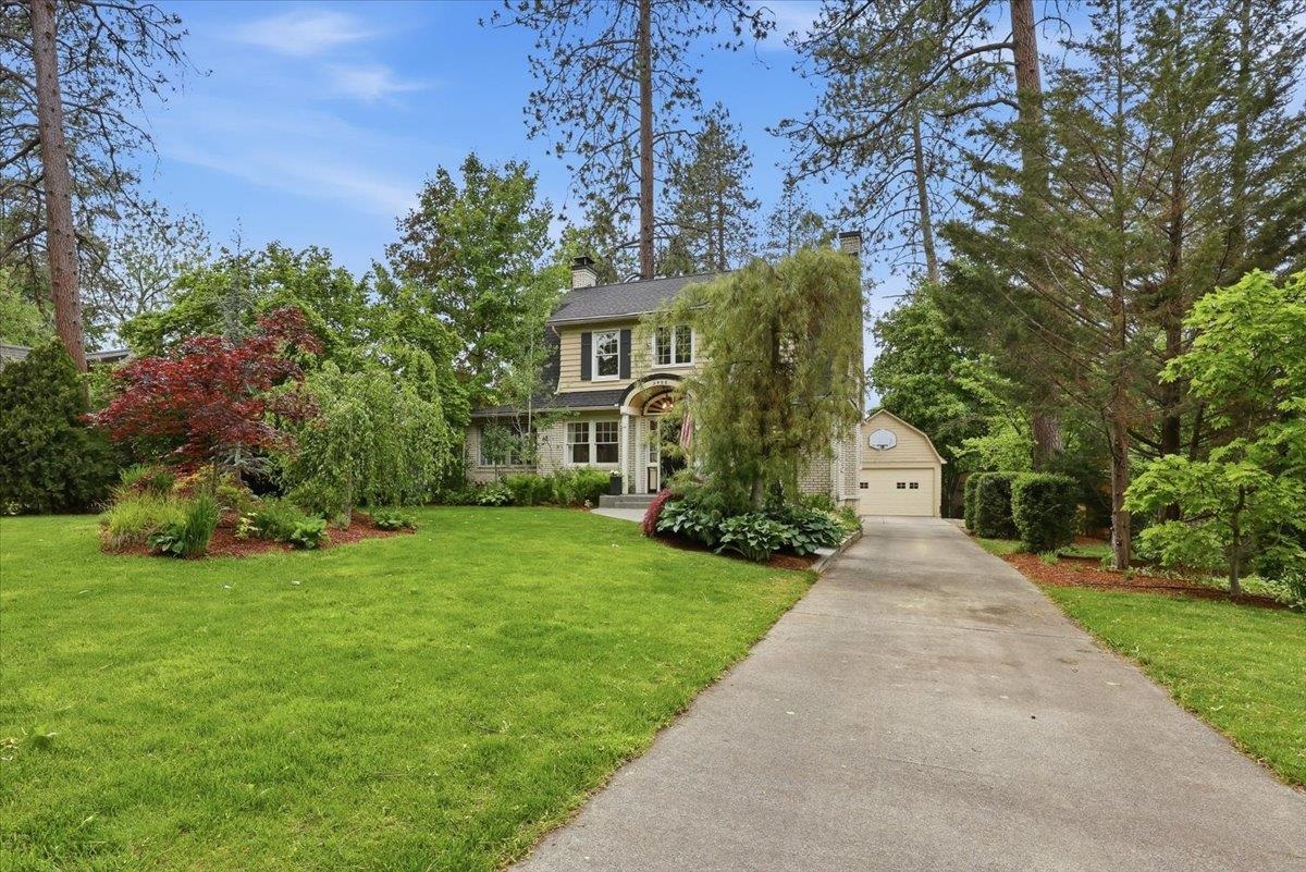3408 S Manito Blvd