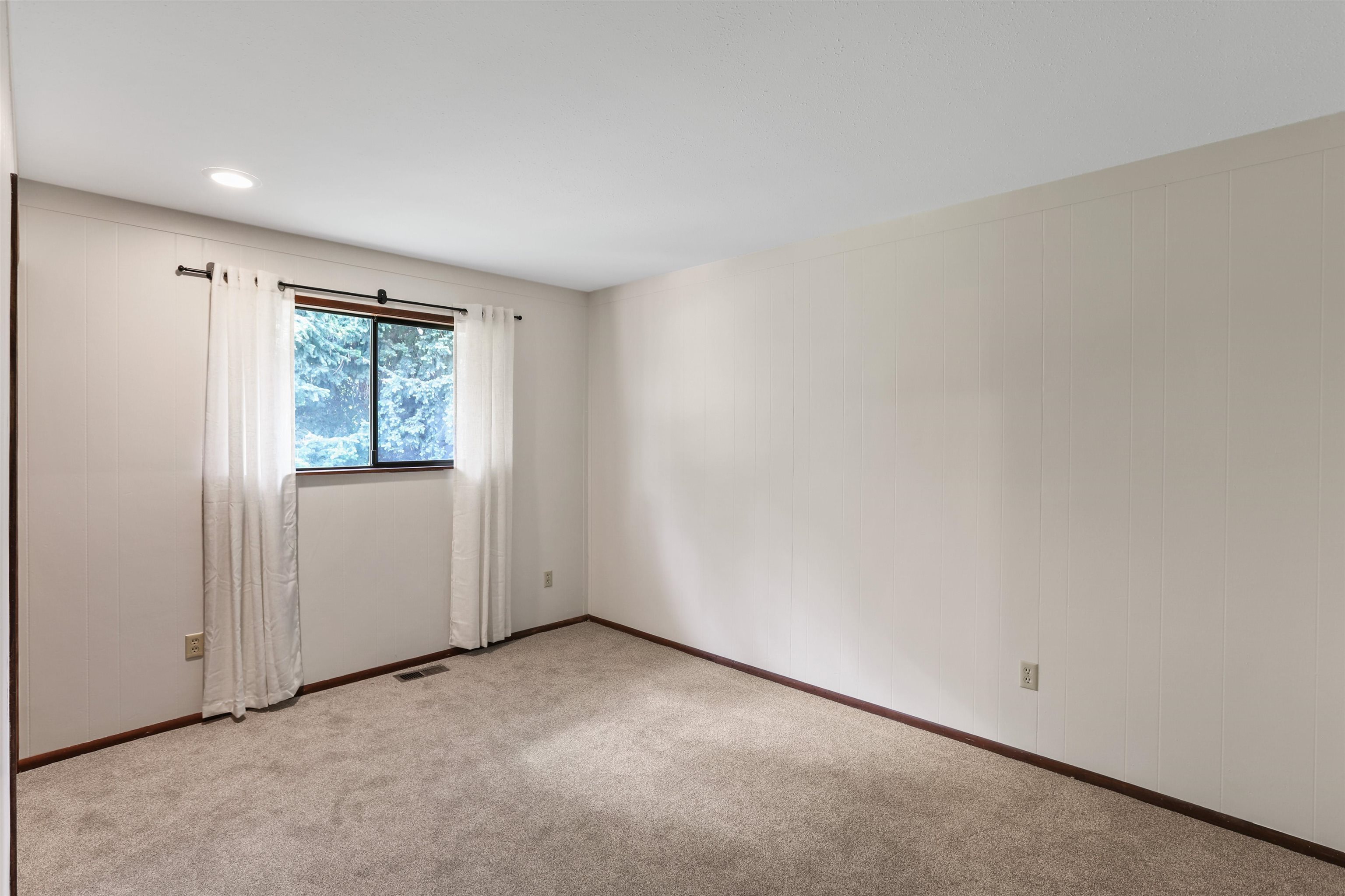 4106 S Martin St