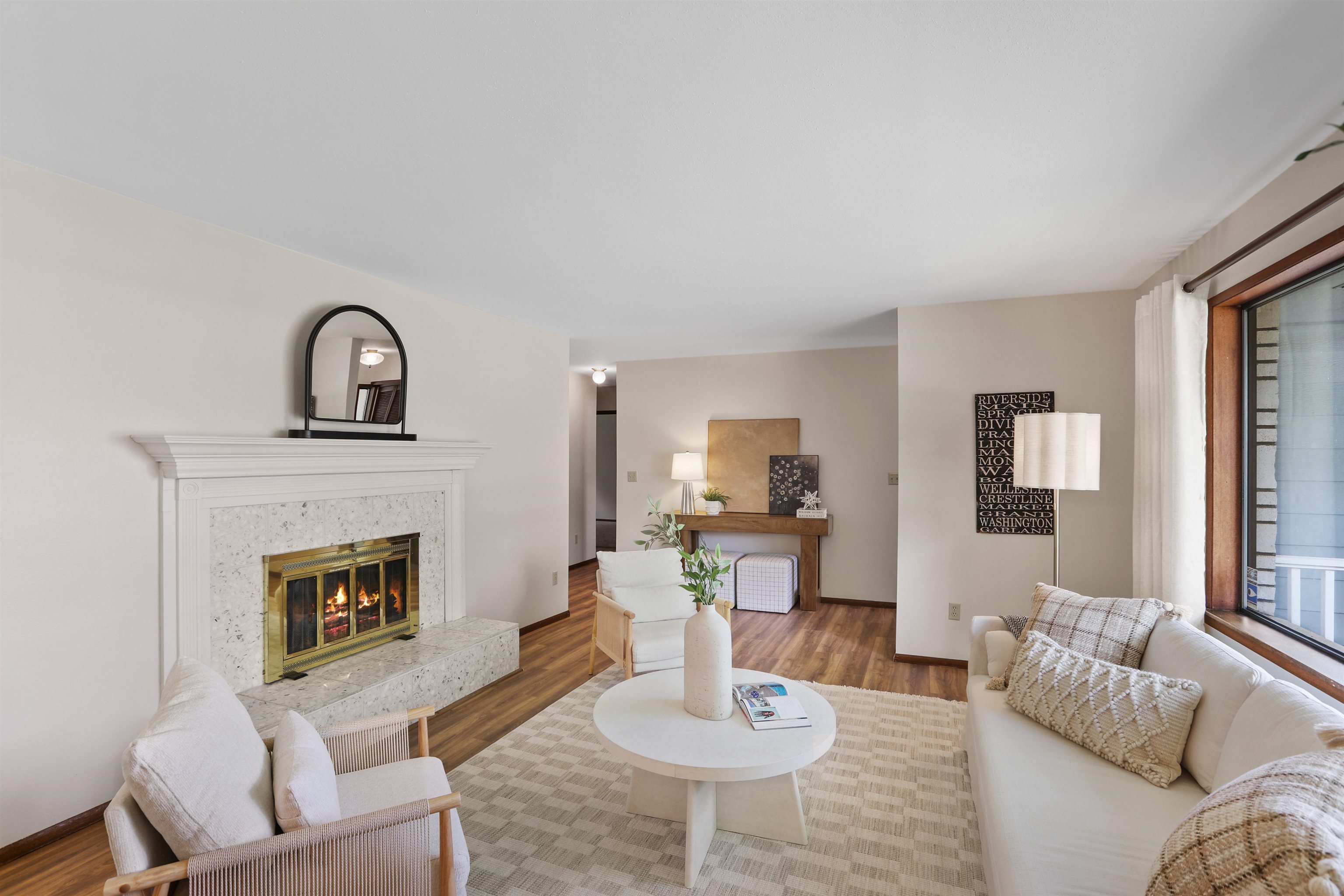 4106 S Martin St