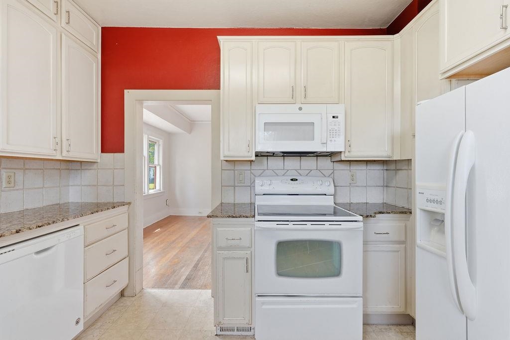 113 N 4th St
