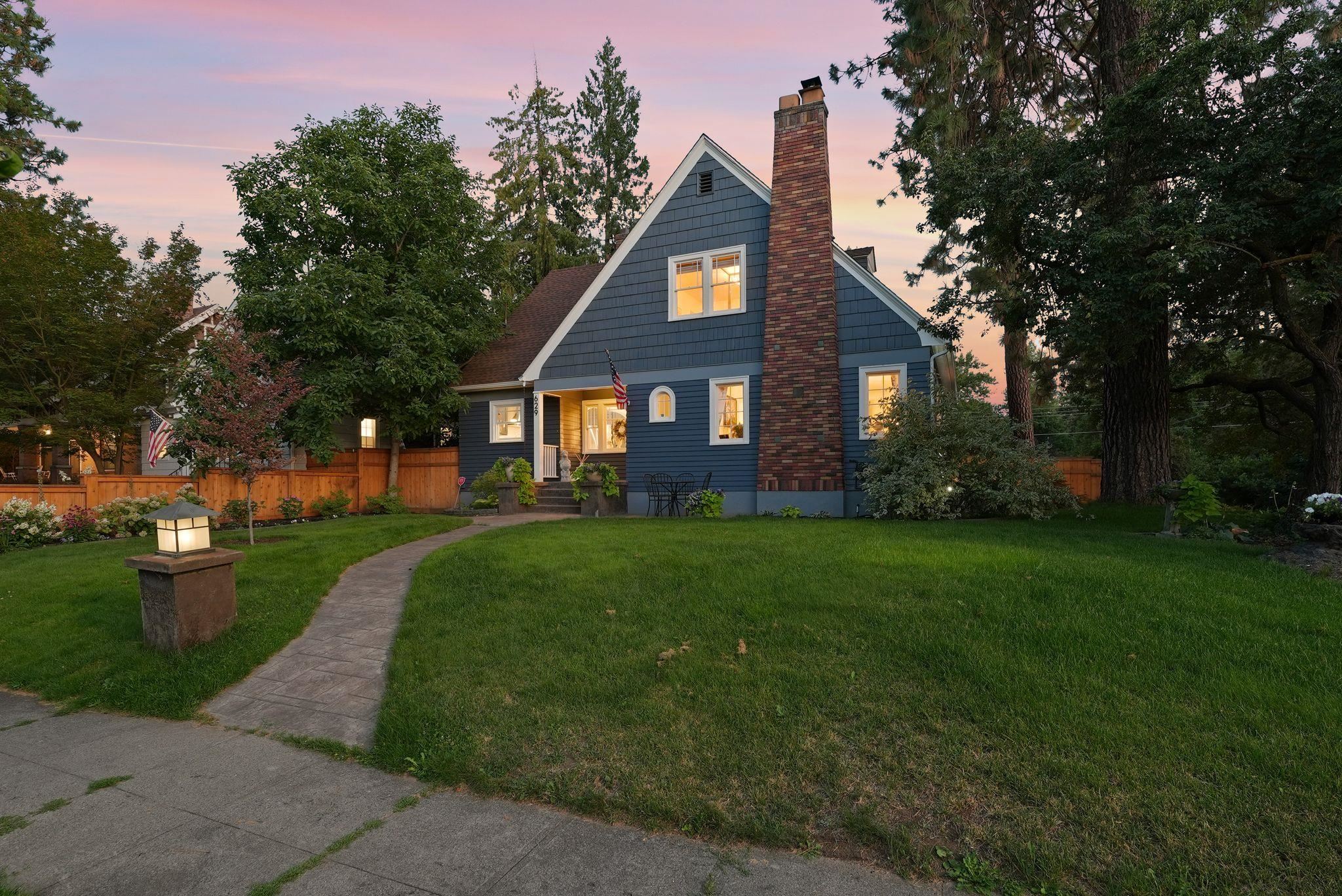 629 W 17TH Ave