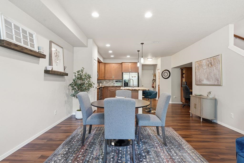1920 W Summit Pkwy