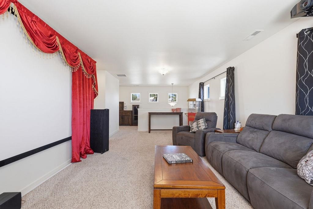 9513 W Floyd Dr
