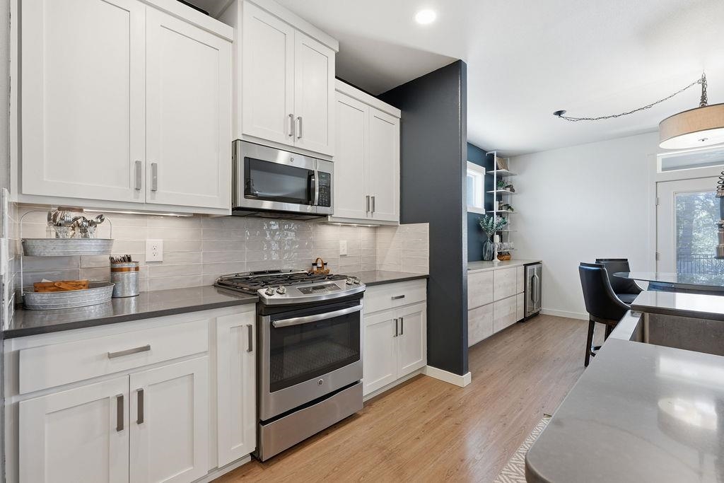 9513 W Floyd Dr