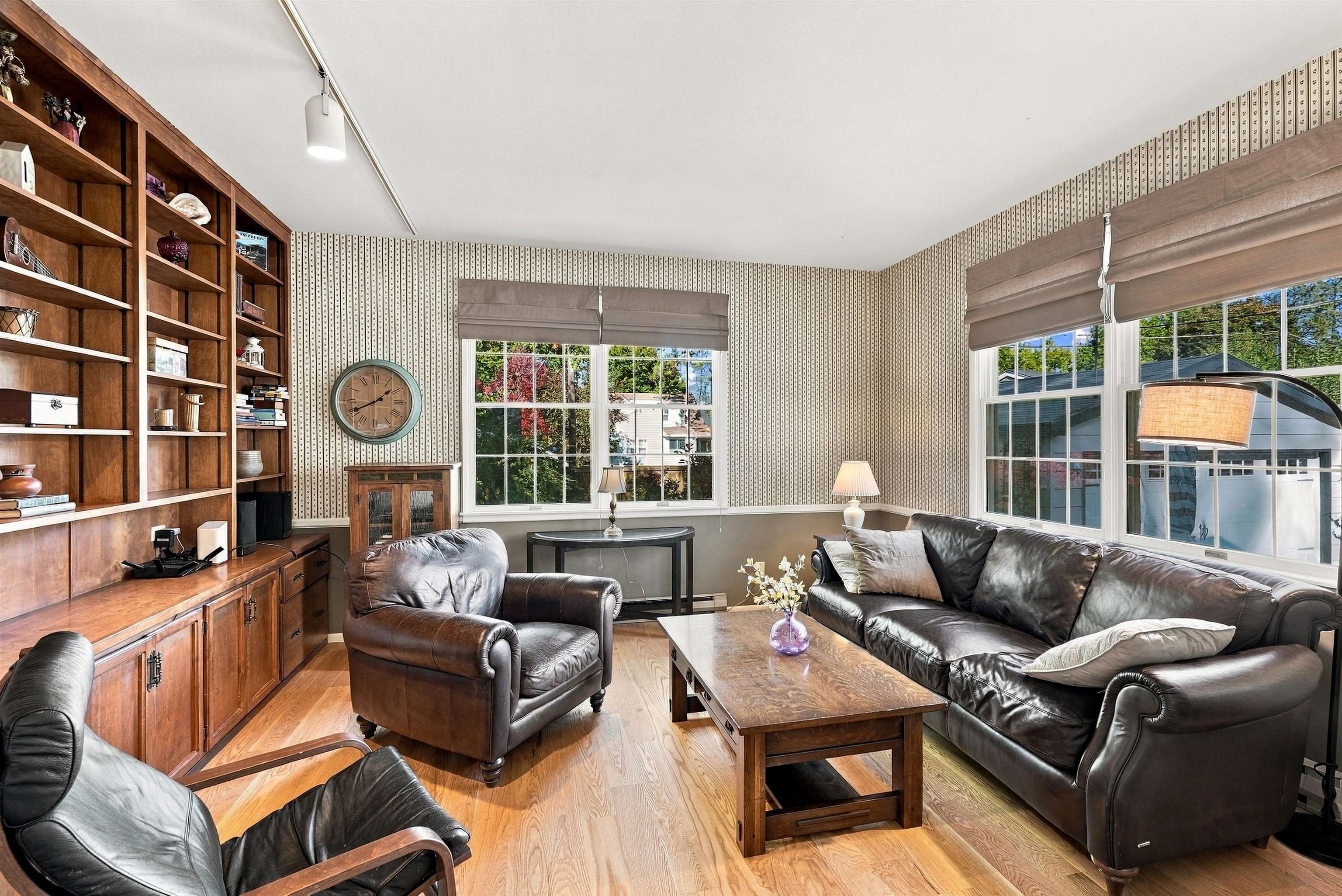 618 W 27TH Ave