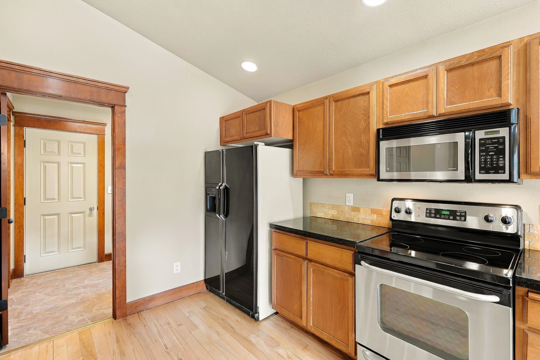 109 W Turner Ave