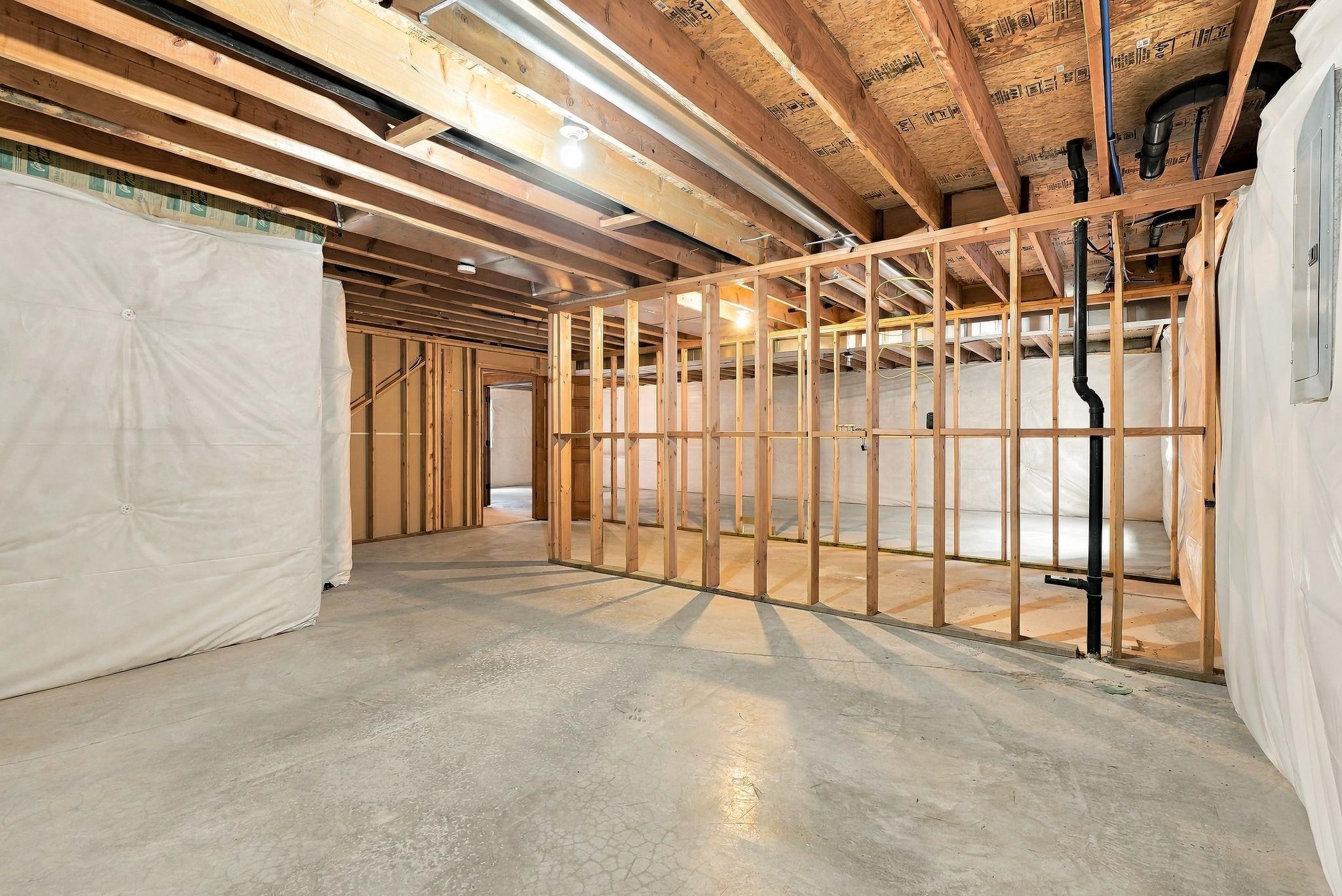 109 W Turner Ave