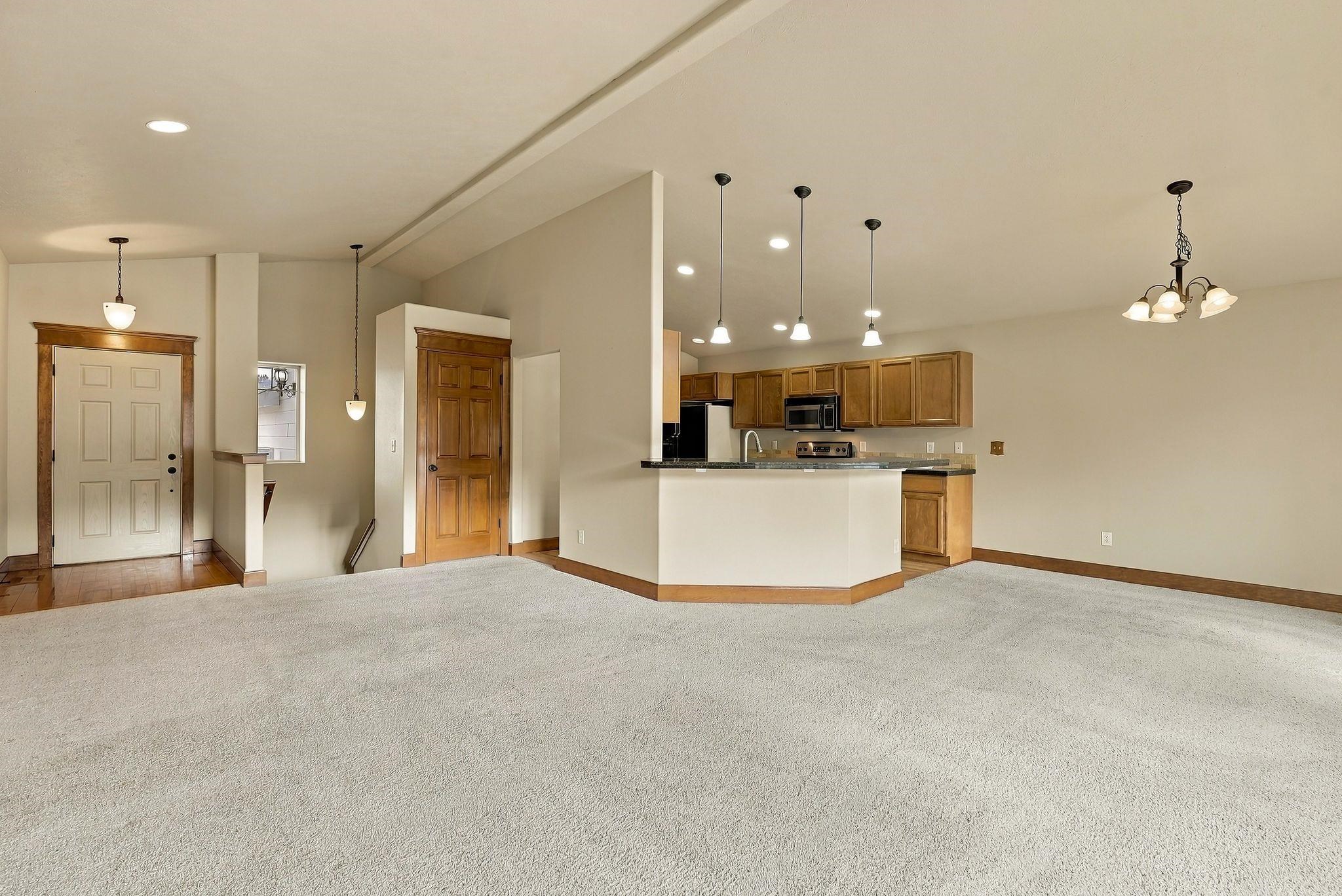 109 W Turner Ave