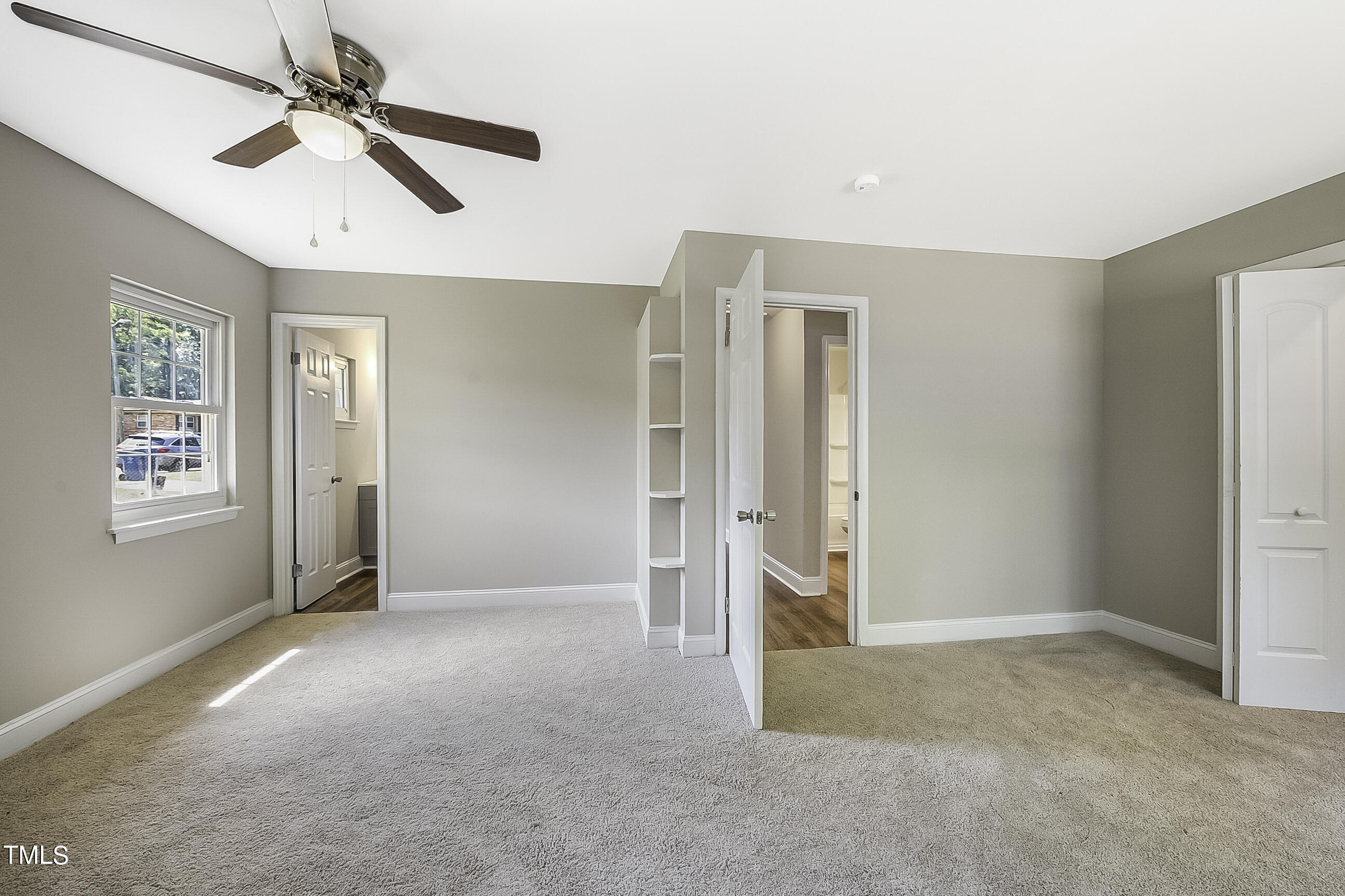 825 Da Vinci Street