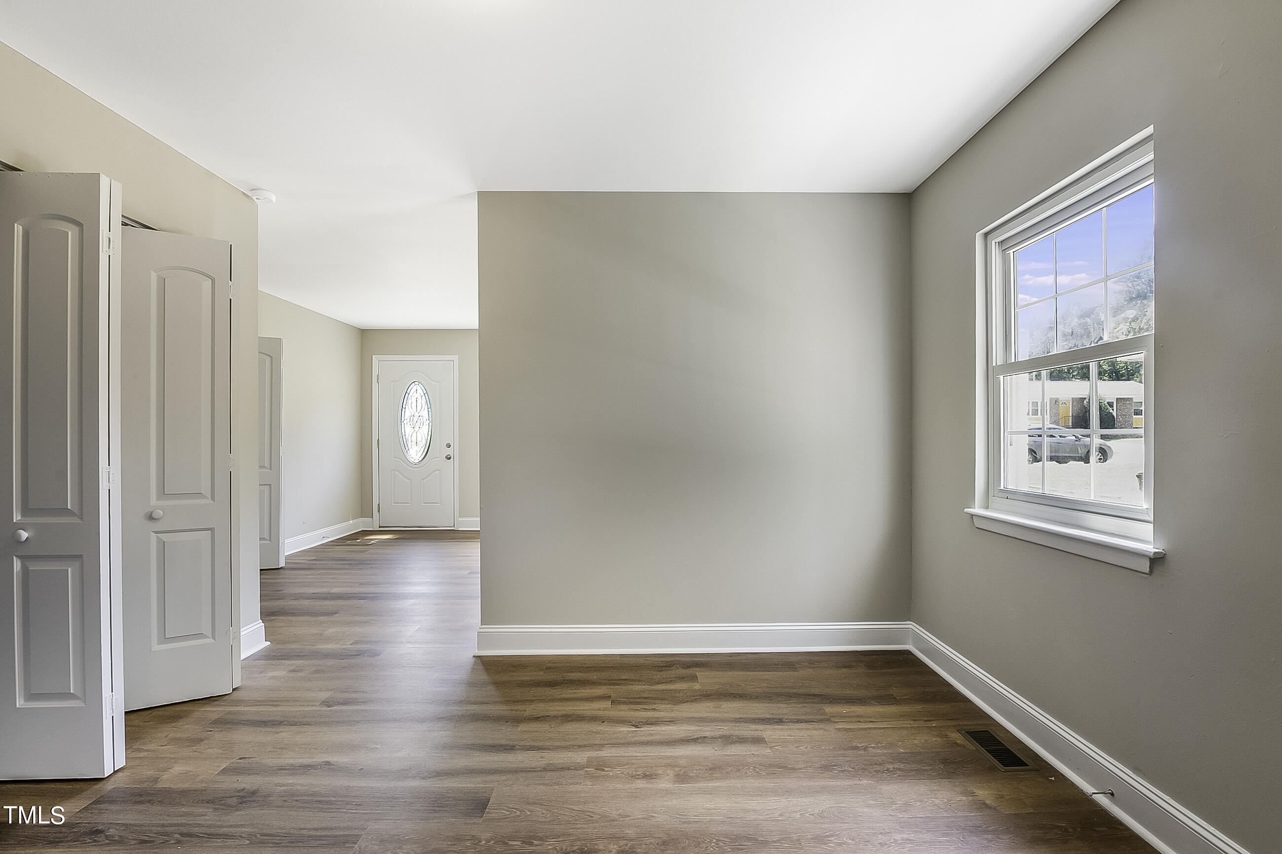 825 Da Vinci Street
