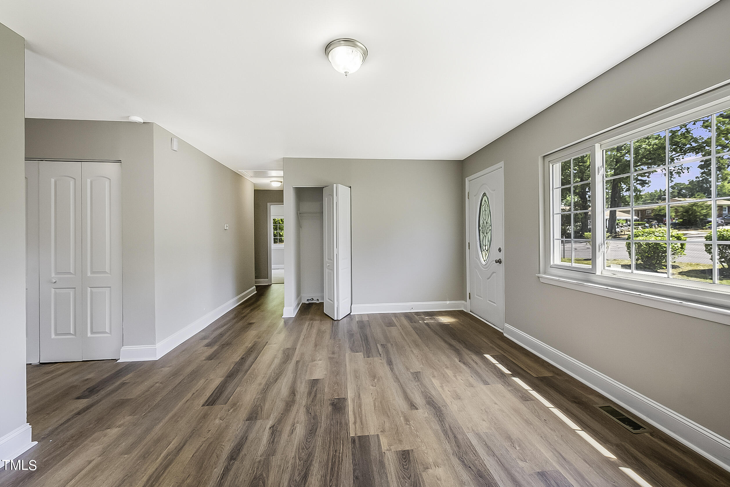825 Da Vinci Street