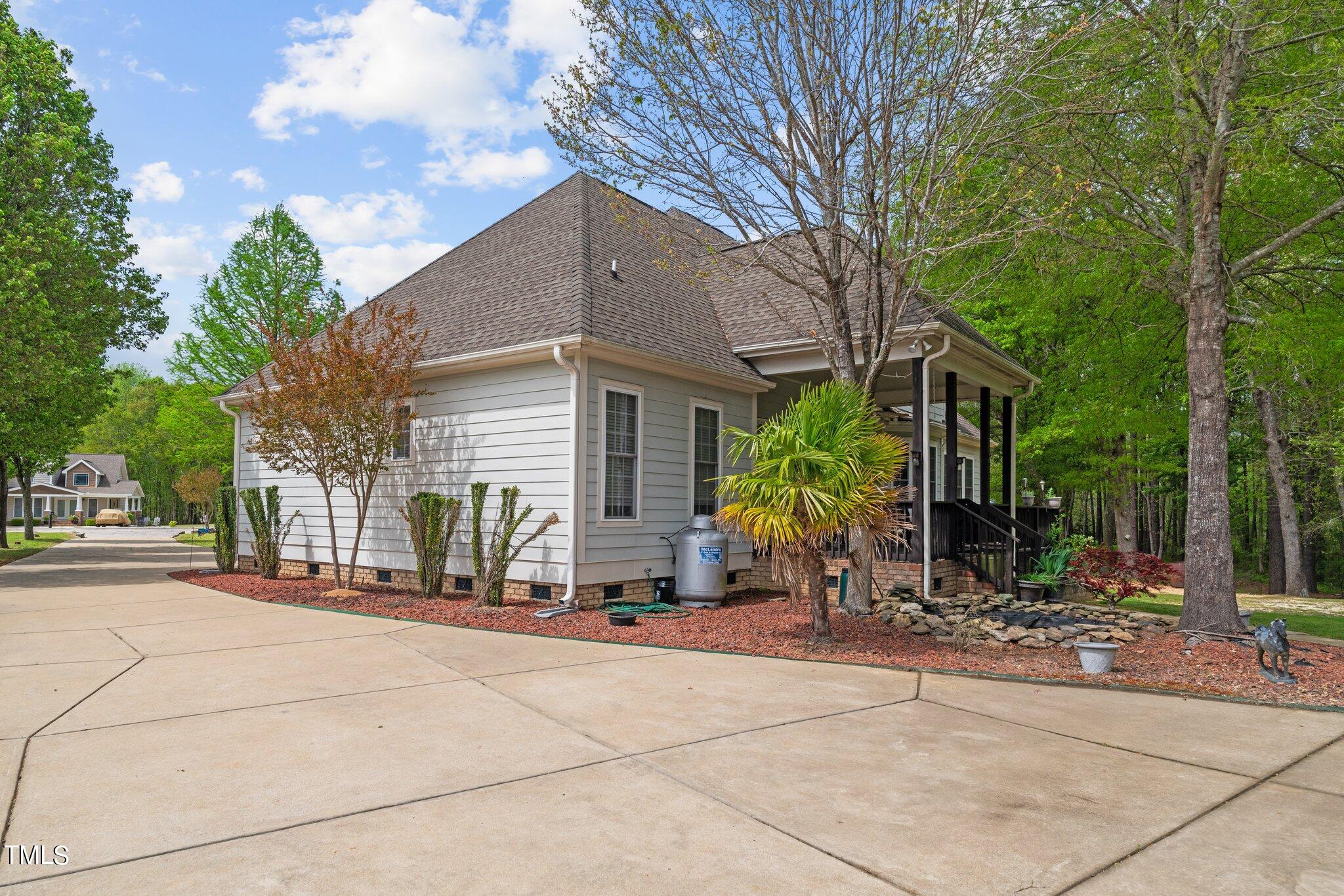 420 Cottle Lake Drive