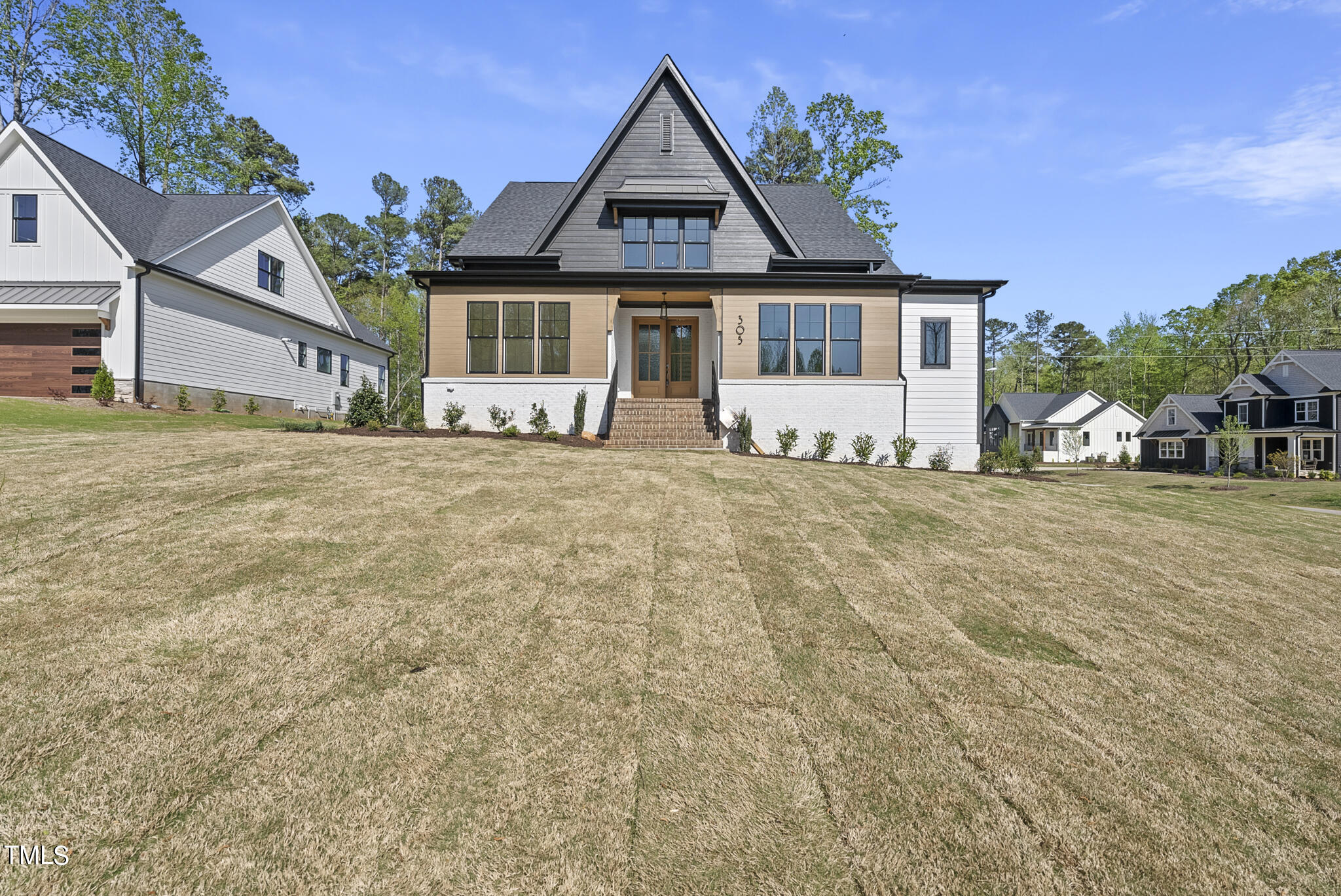 305 Black Swan Drive