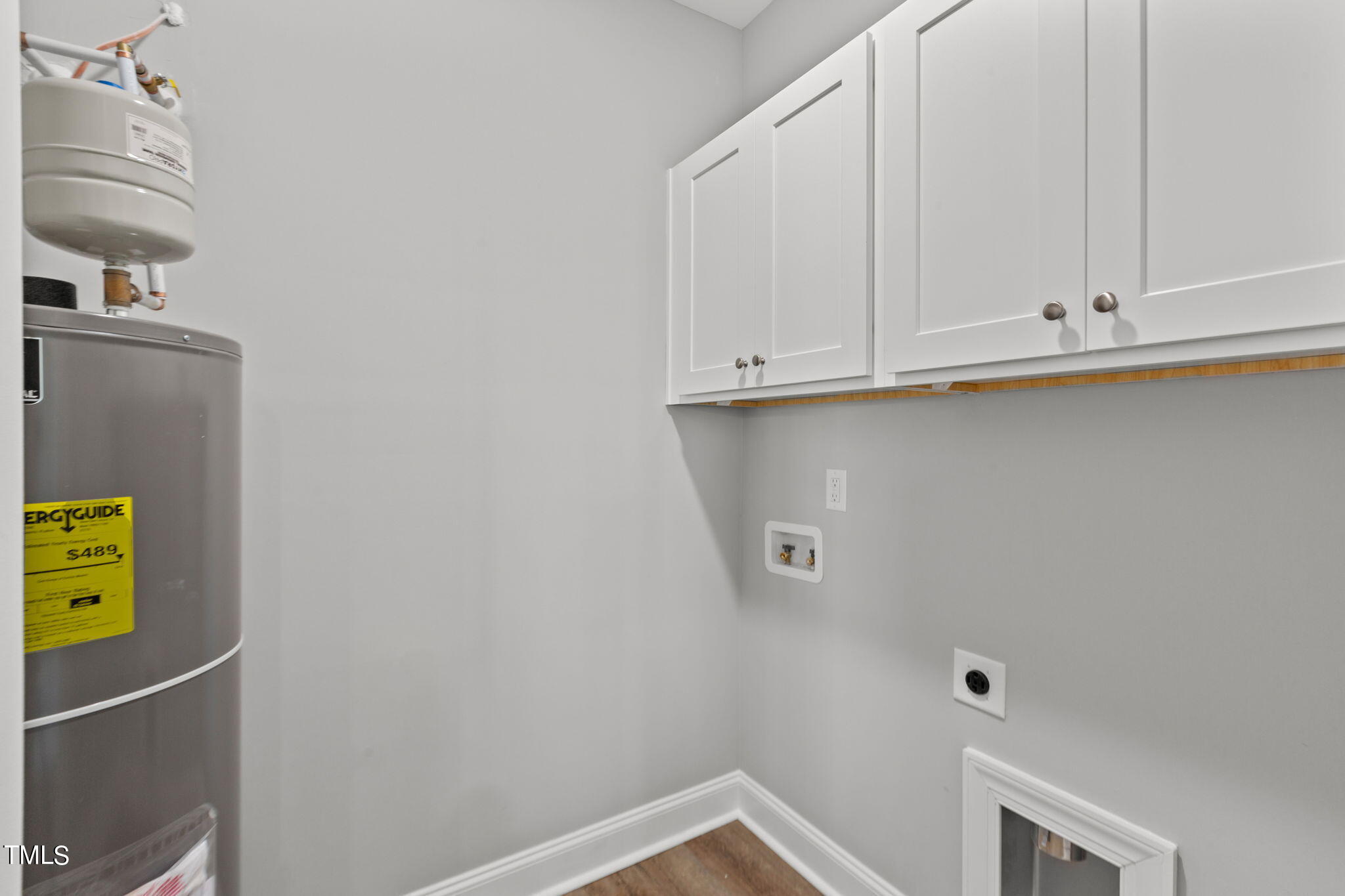 3826 Valleyfield Lane