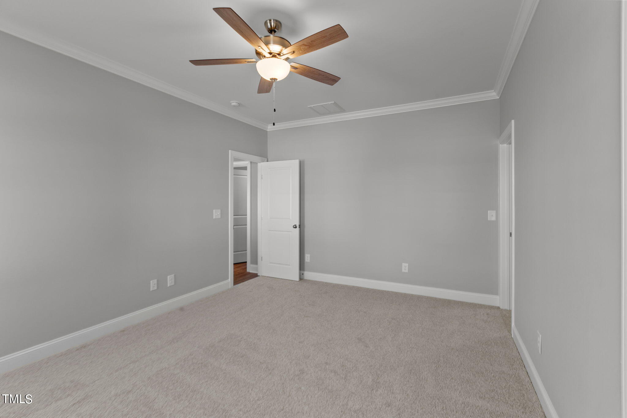 3826 Valleyfield Lane