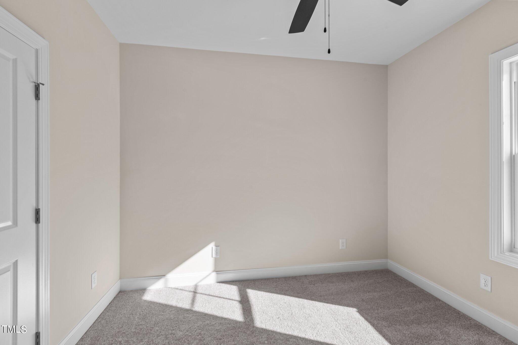 3822 Valleyfield Lane