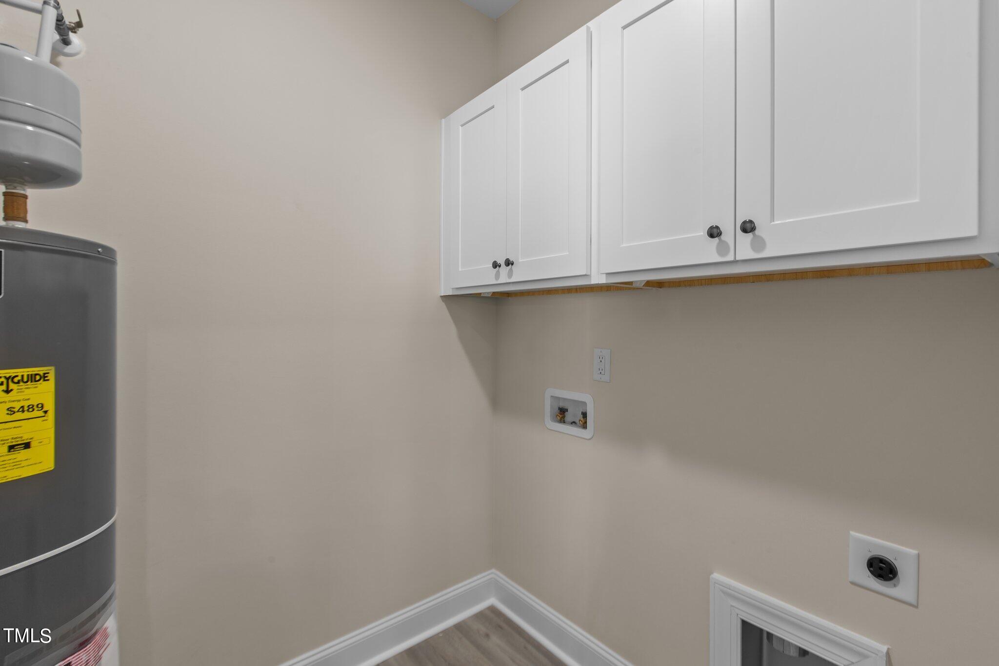 3822 Valleyfield Lane