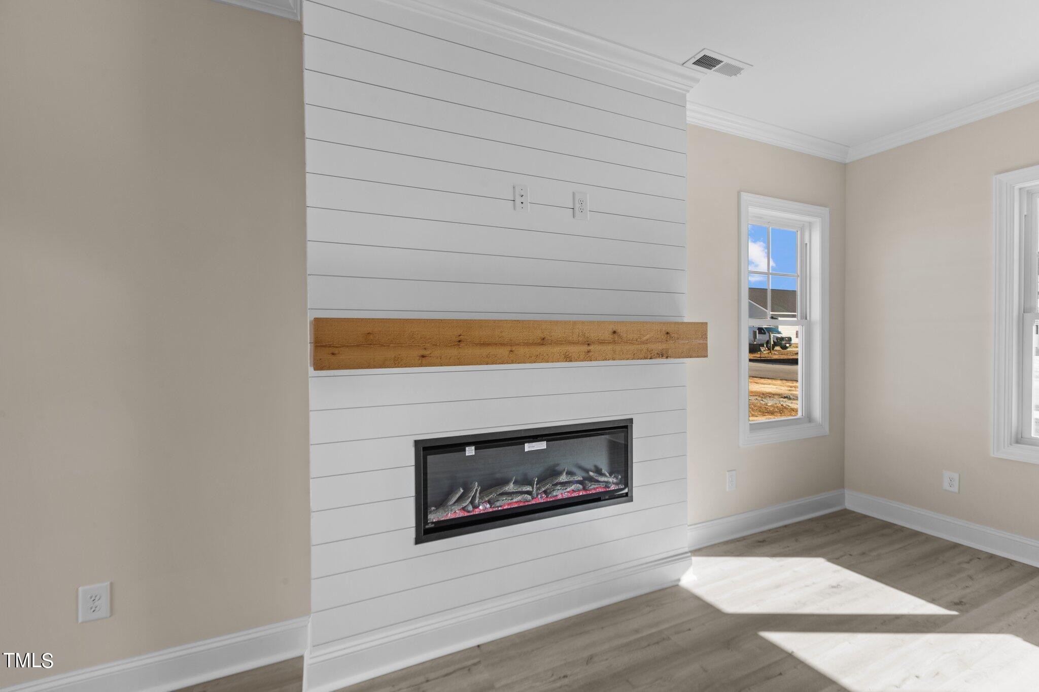 3822 Valleyfield Lane