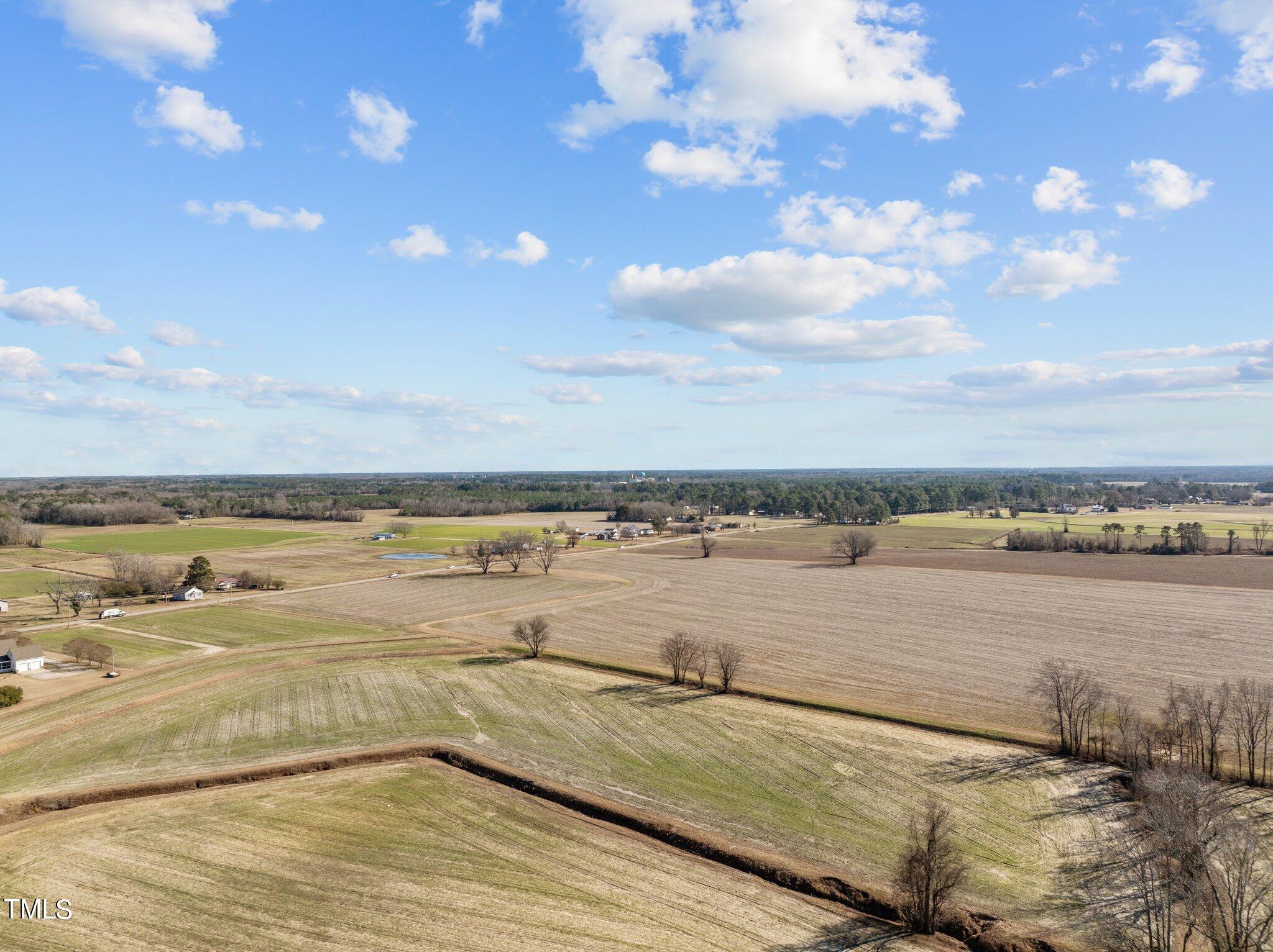 3822 Valleyfield Lane