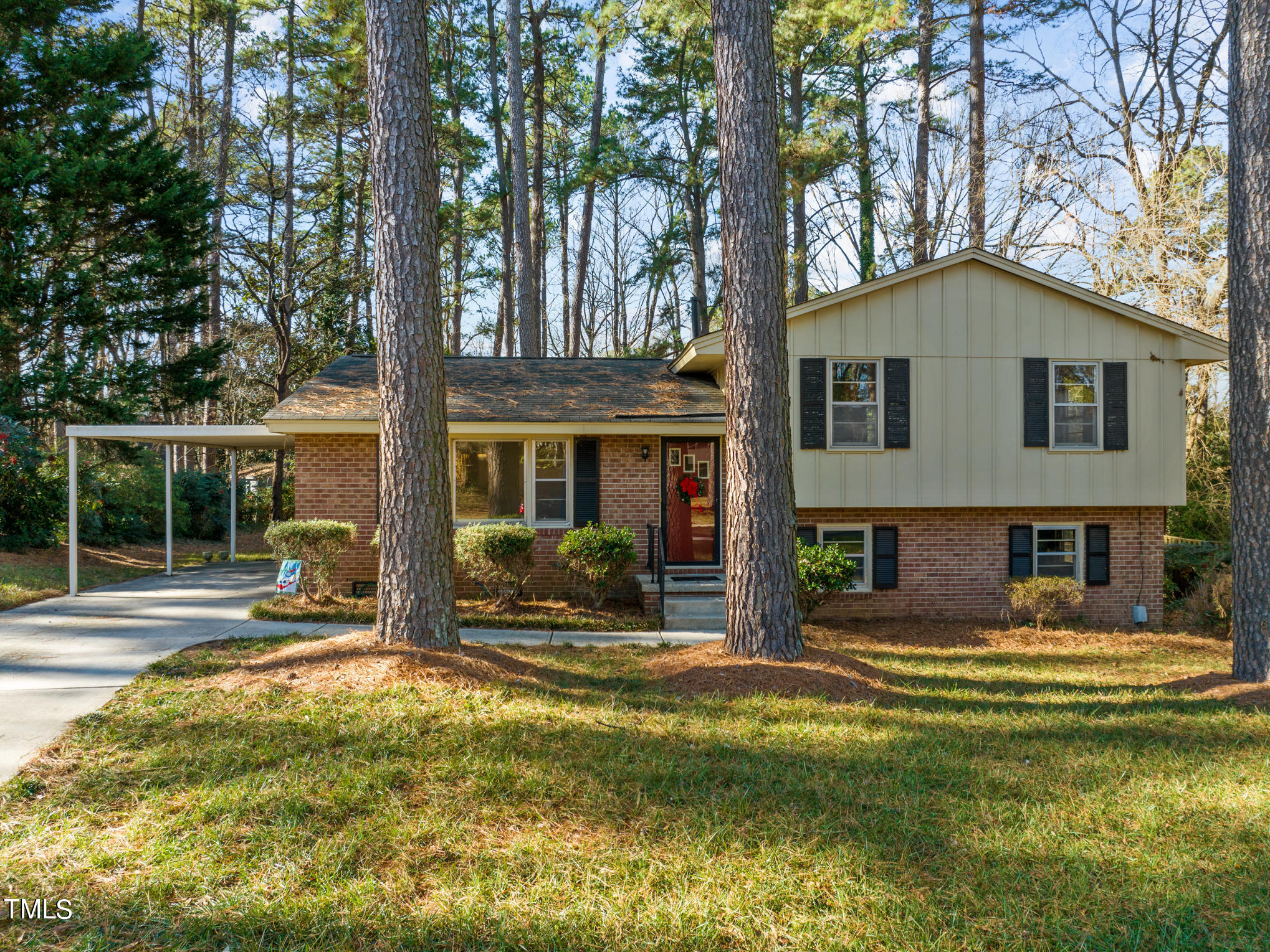 3417 Huntleigh Drive