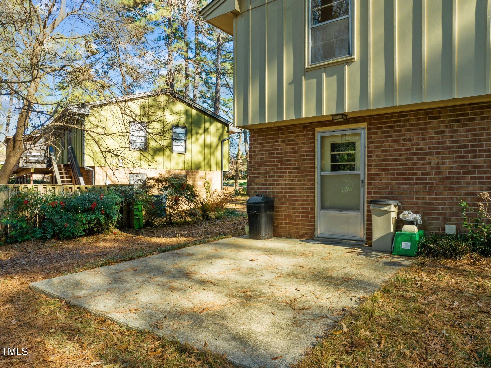 3417 Huntleigh Drive