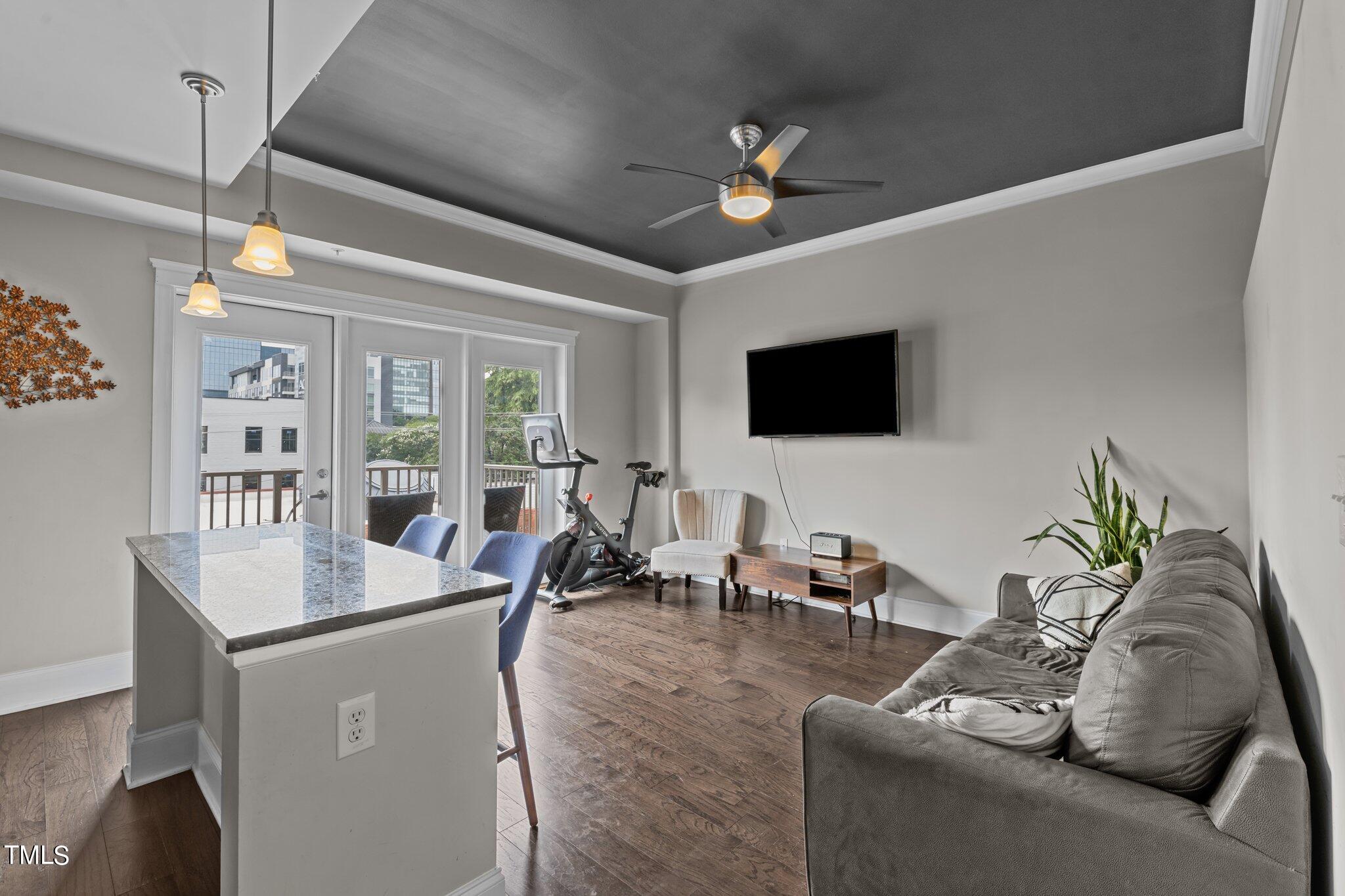 222 Glenwood Avenue # 421