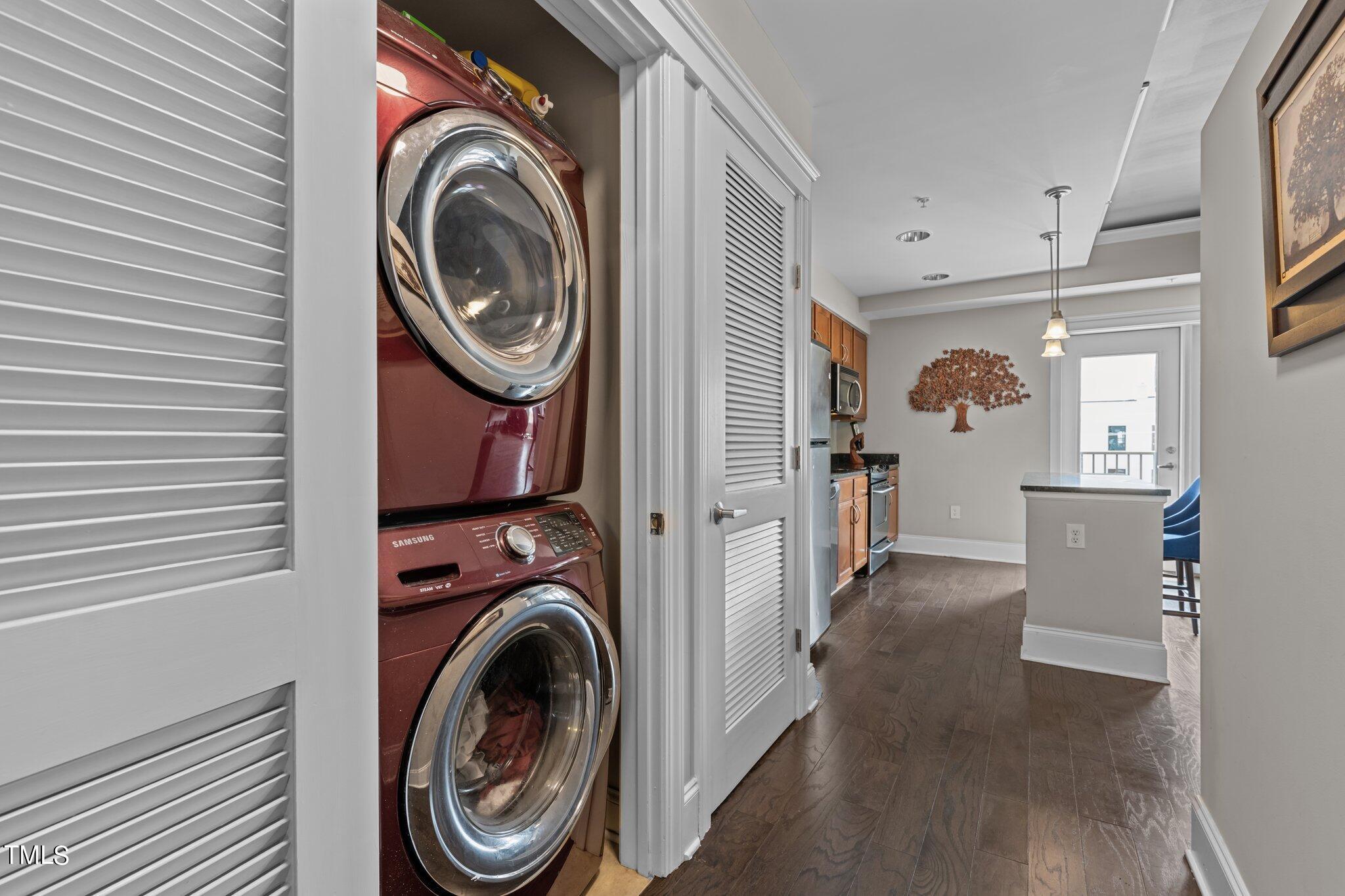 222 Glenwood Avenue # 421