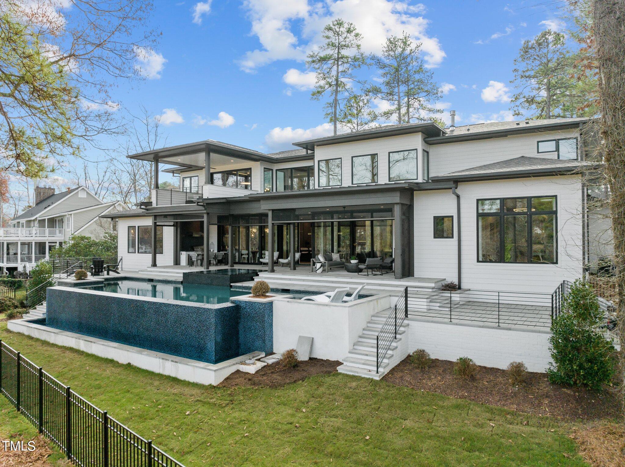 1711 Hunting Ridge Road