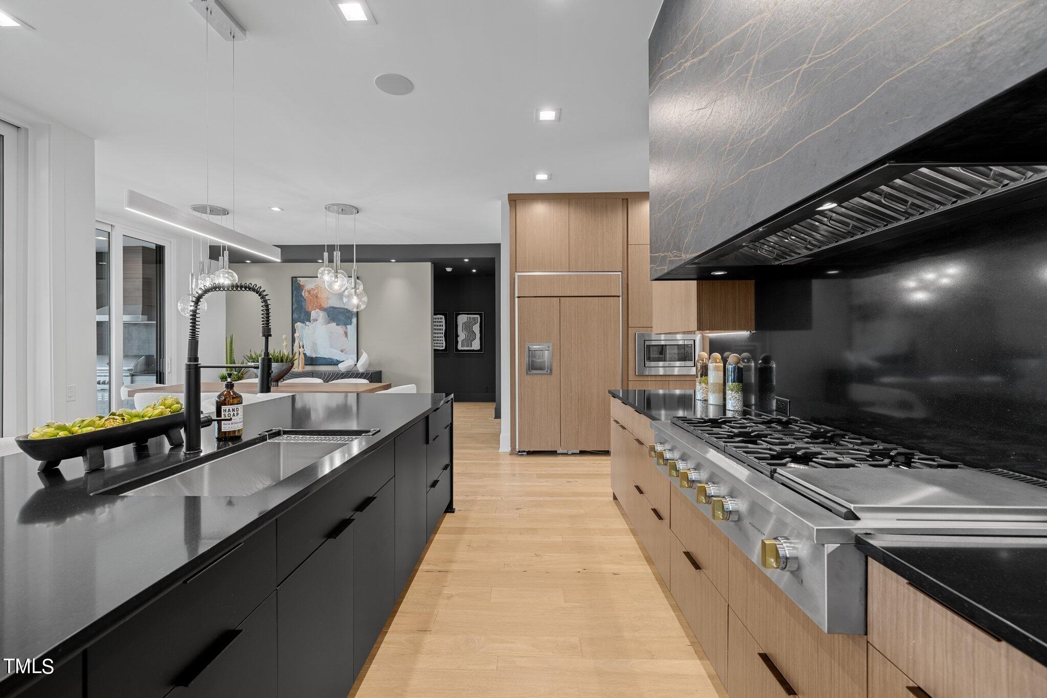 1711 Hunting Ridge Road