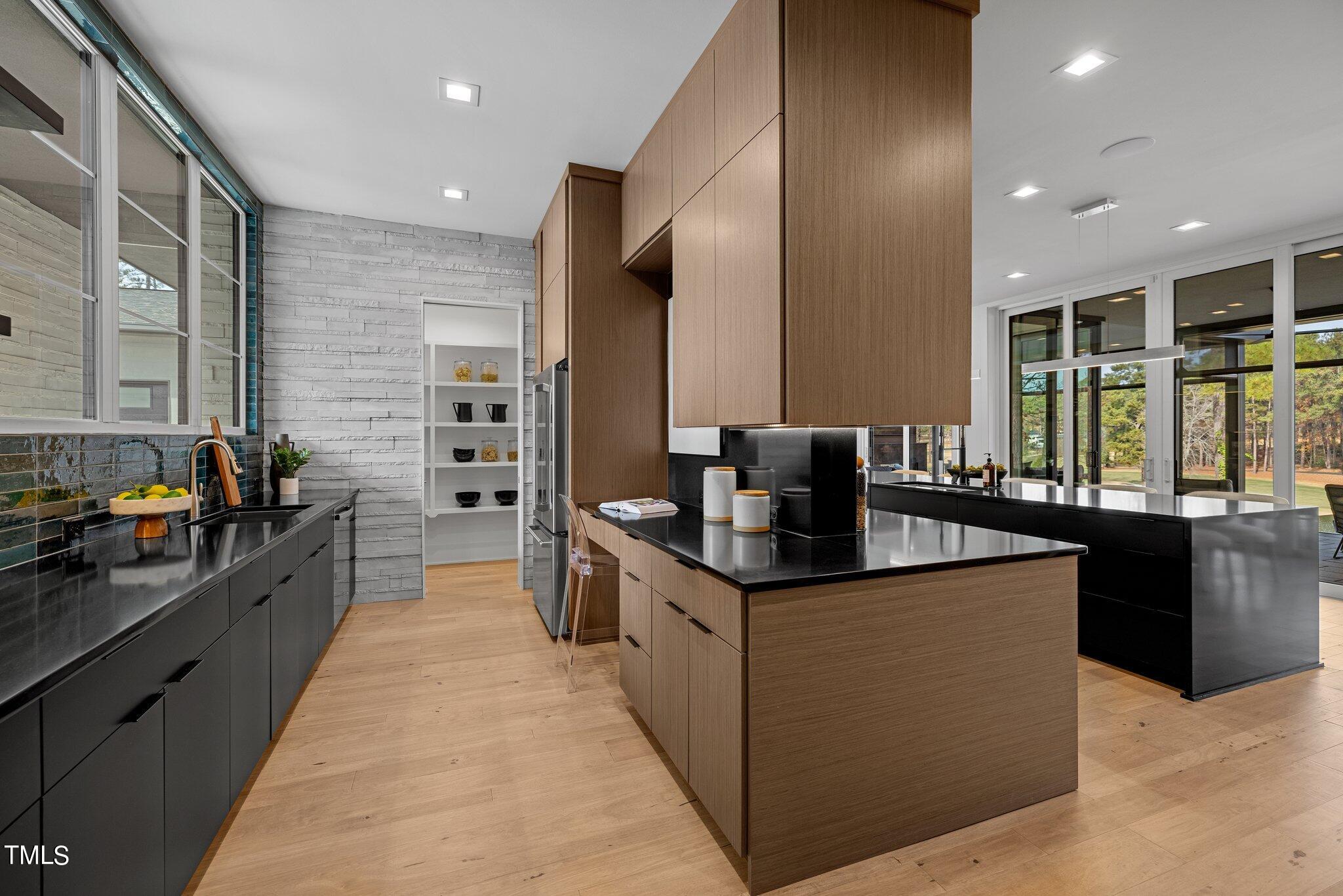 1711 Hunting Ridge Road