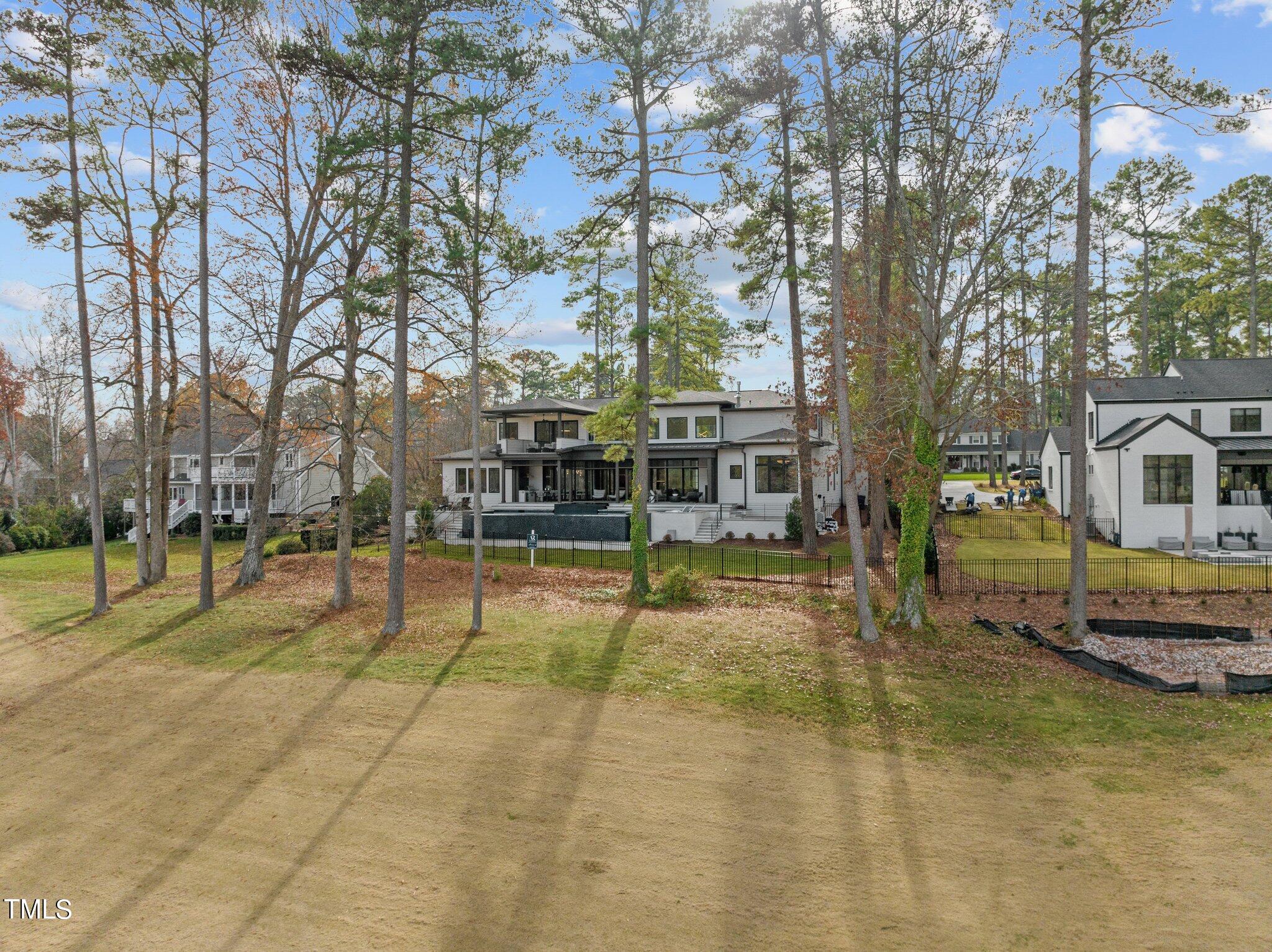 1711 Hunting Ridge Road