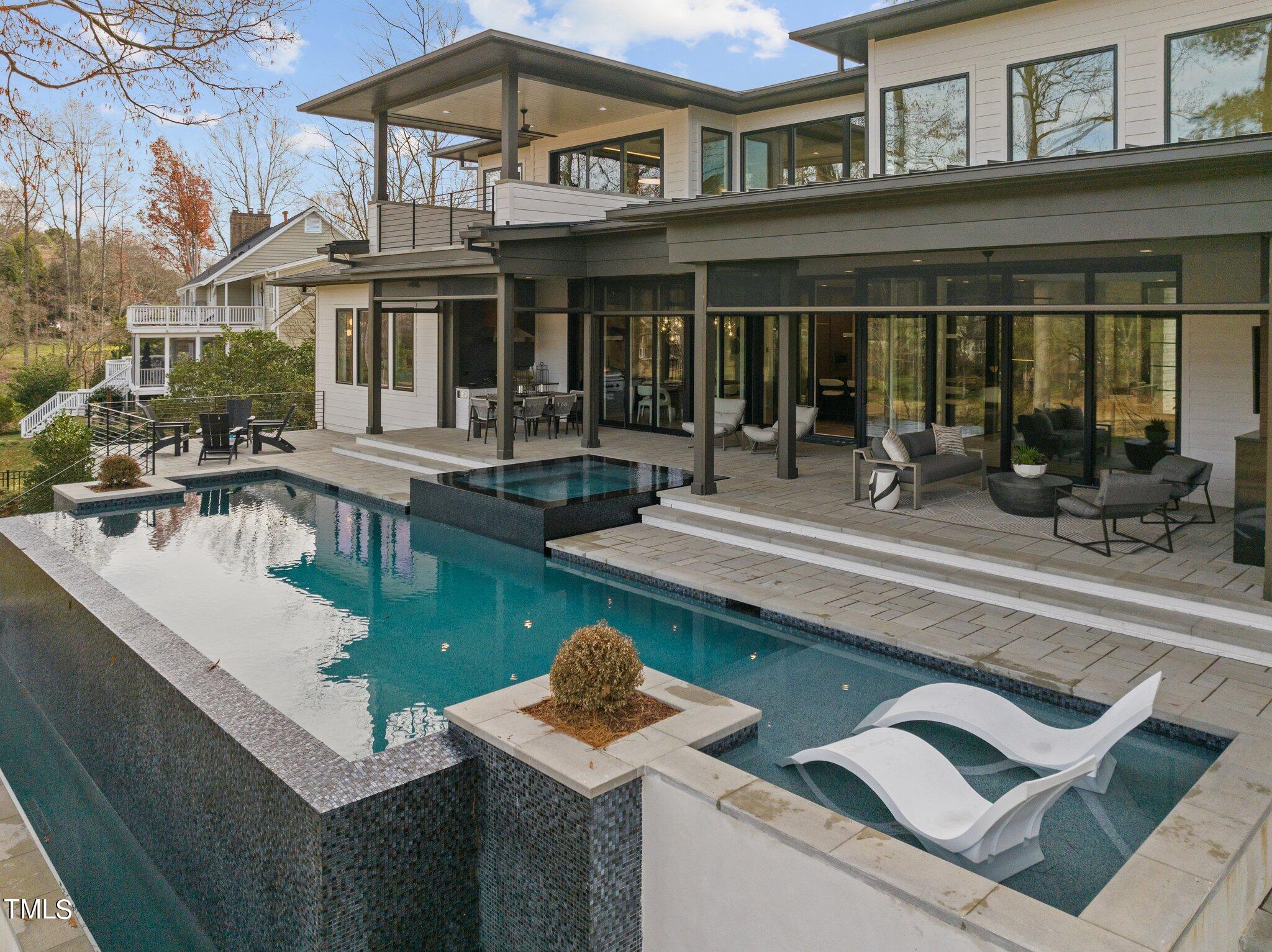 1711 Hunting Ridge Road