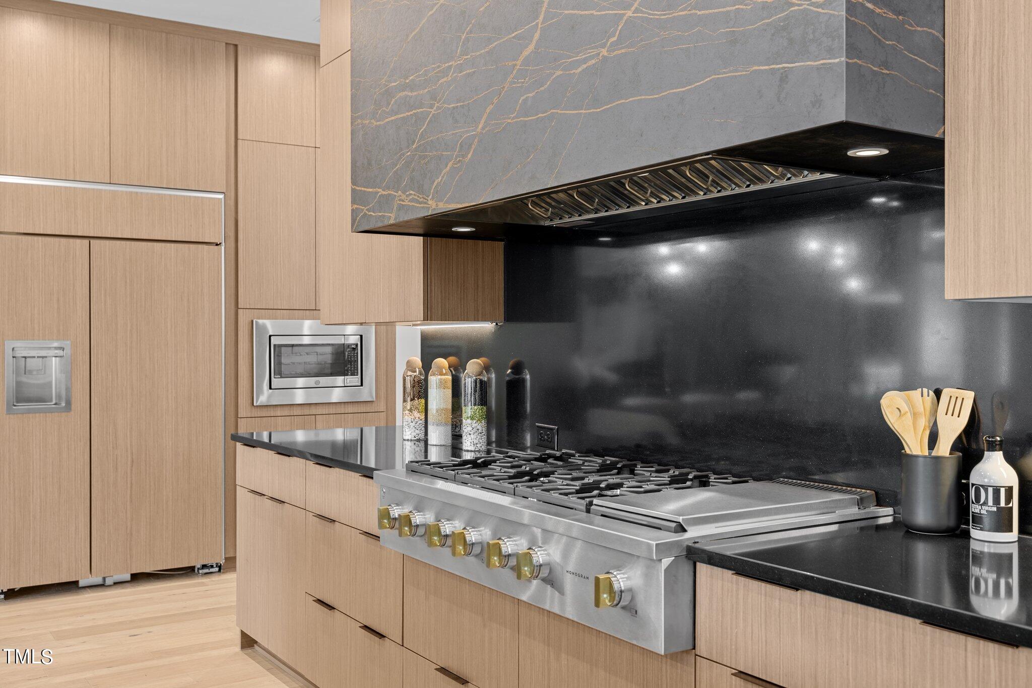 1711 Hunting Ridge Road